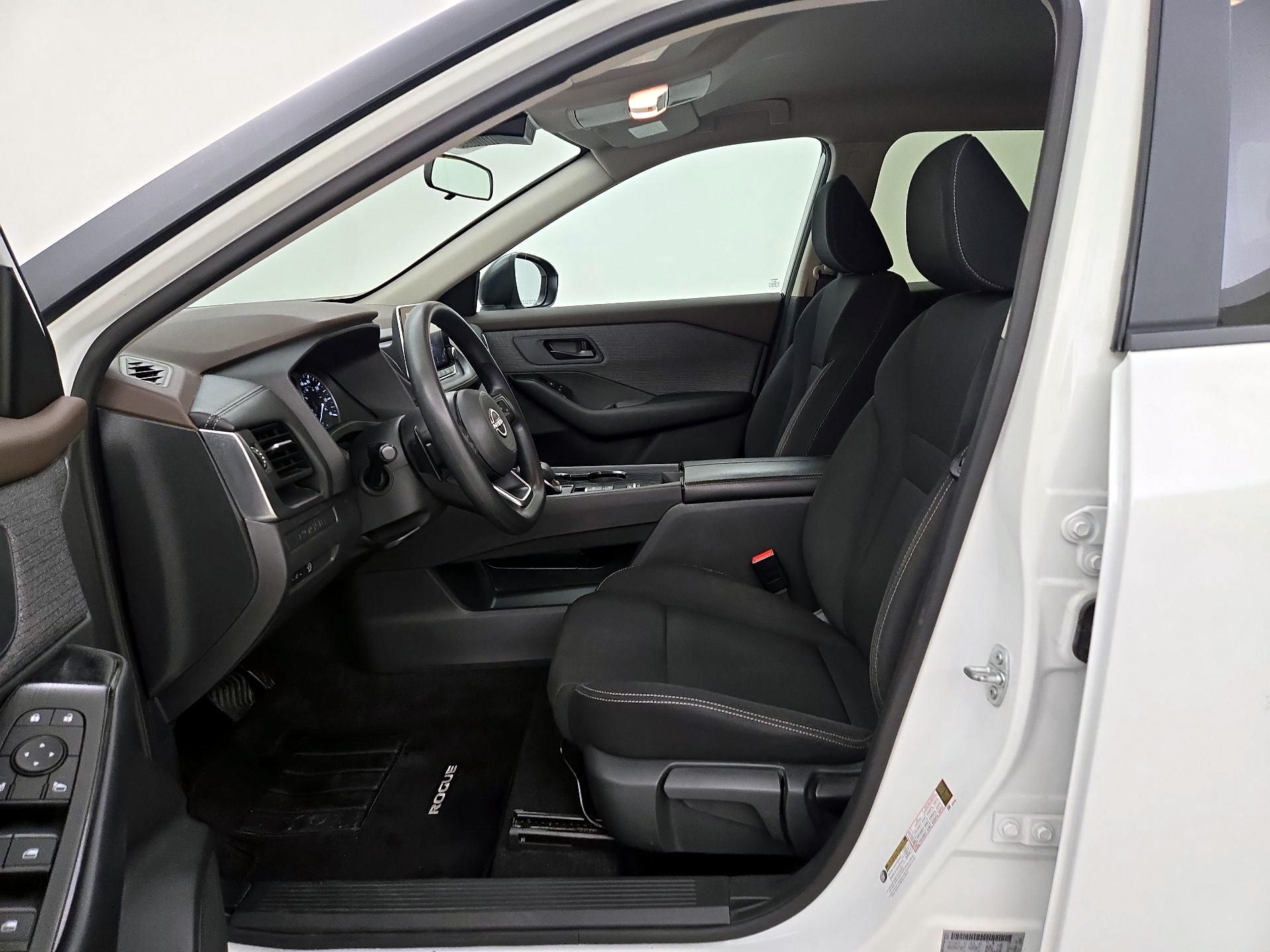 Thumbnail: 2023 Nissan Rogue - 11