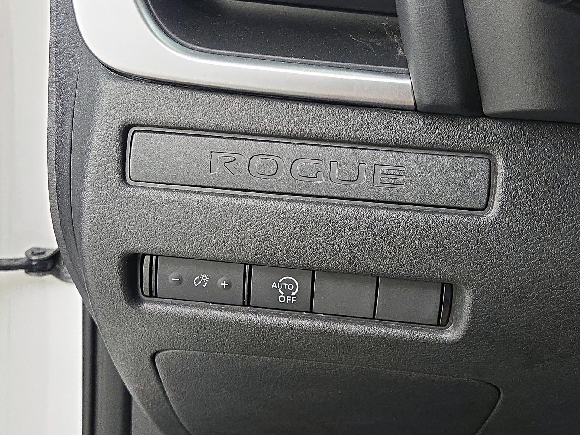 Thumbnail: 2023 Nissan Rogue - 13