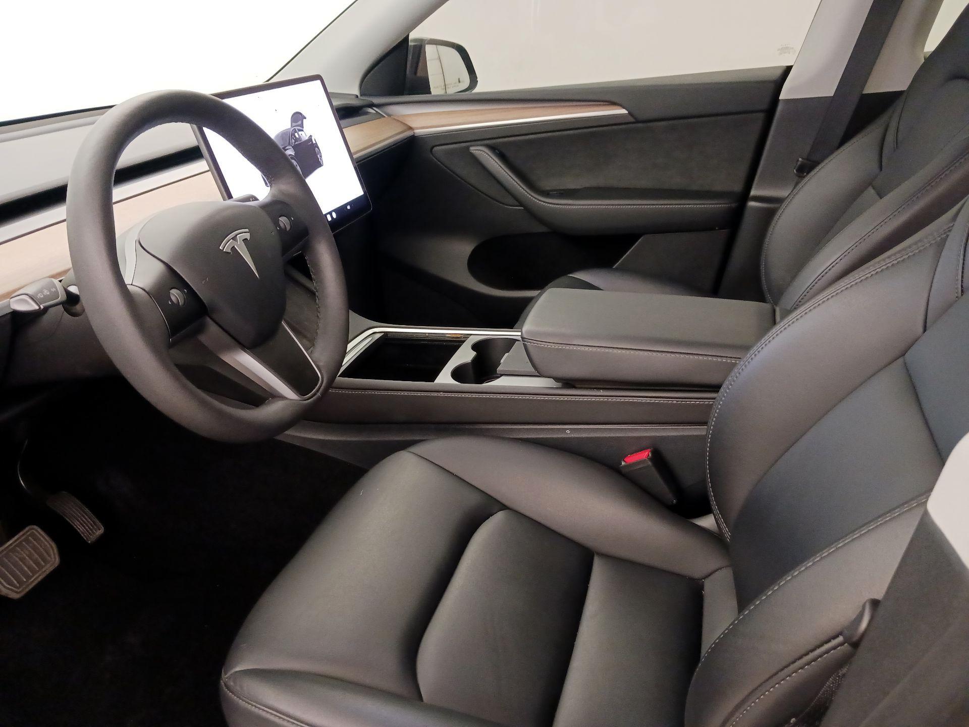 Thumbnail: 2025 Tesla Model Y - 11