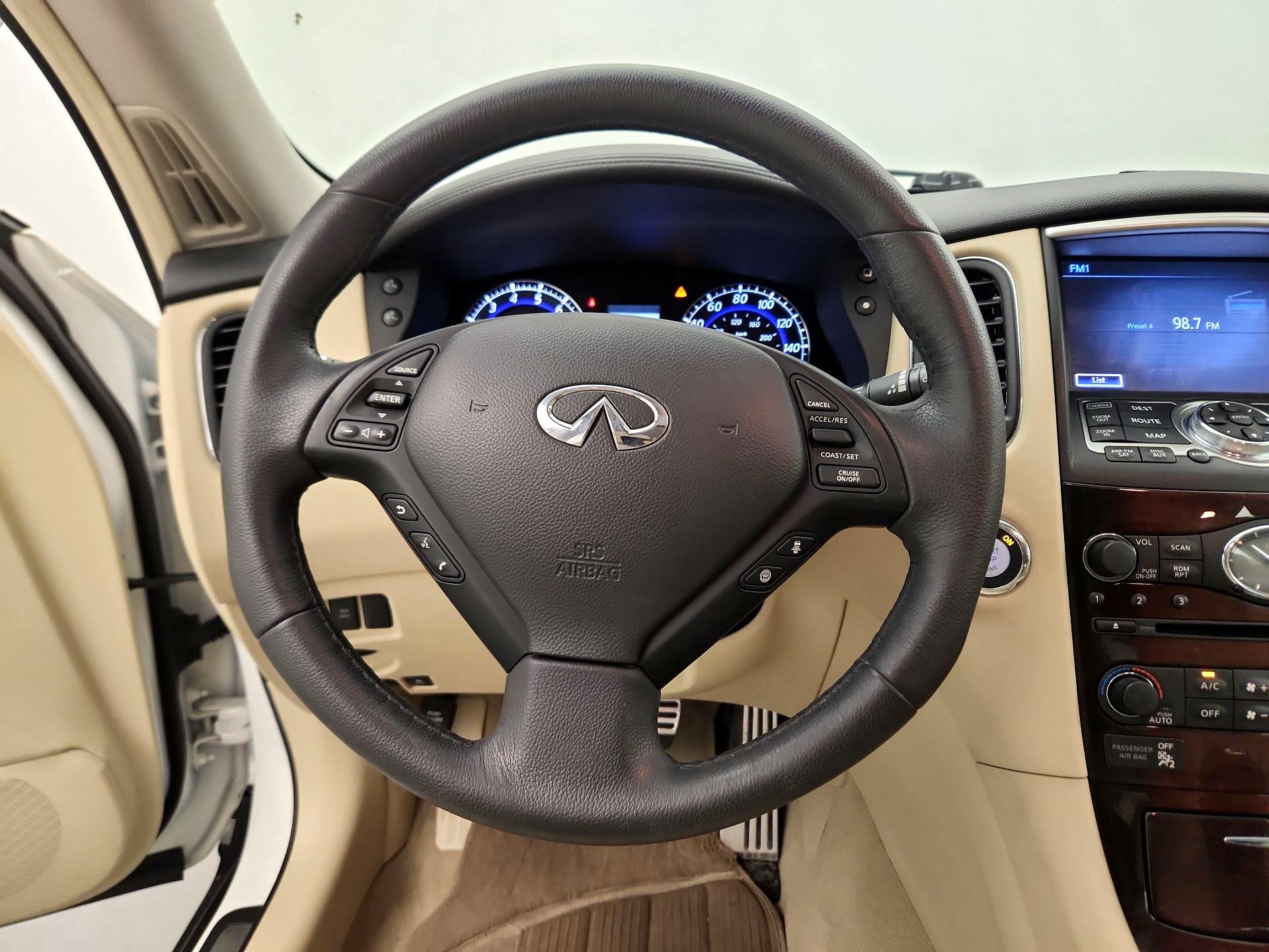 Thumbnail: 2017 INFINITI QX50 - 10
