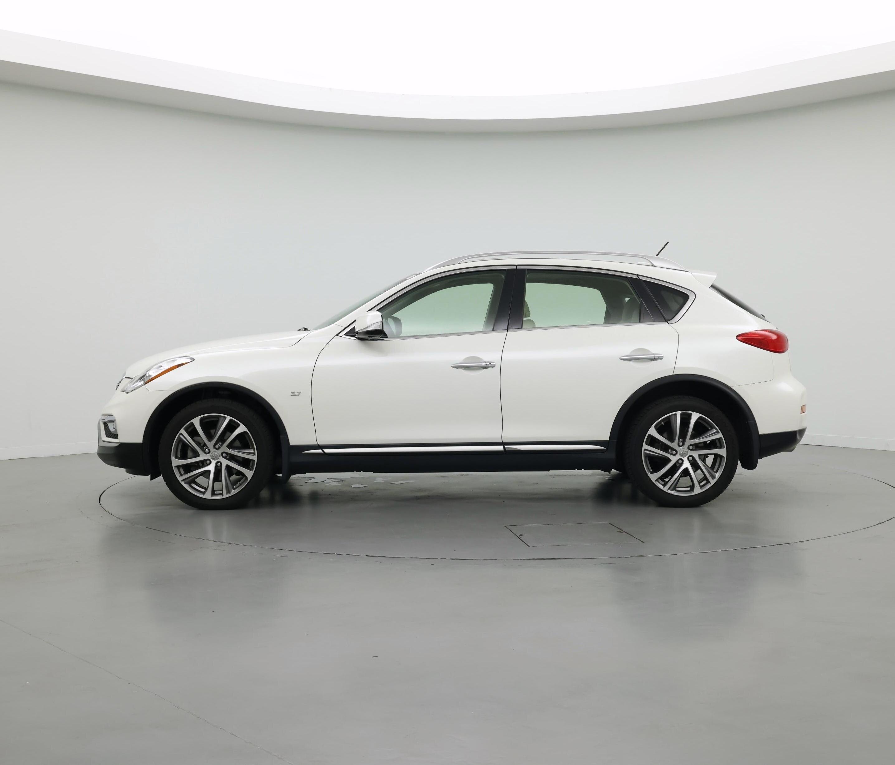 Thumbnail: 2017 INFINITI QX50 - 3