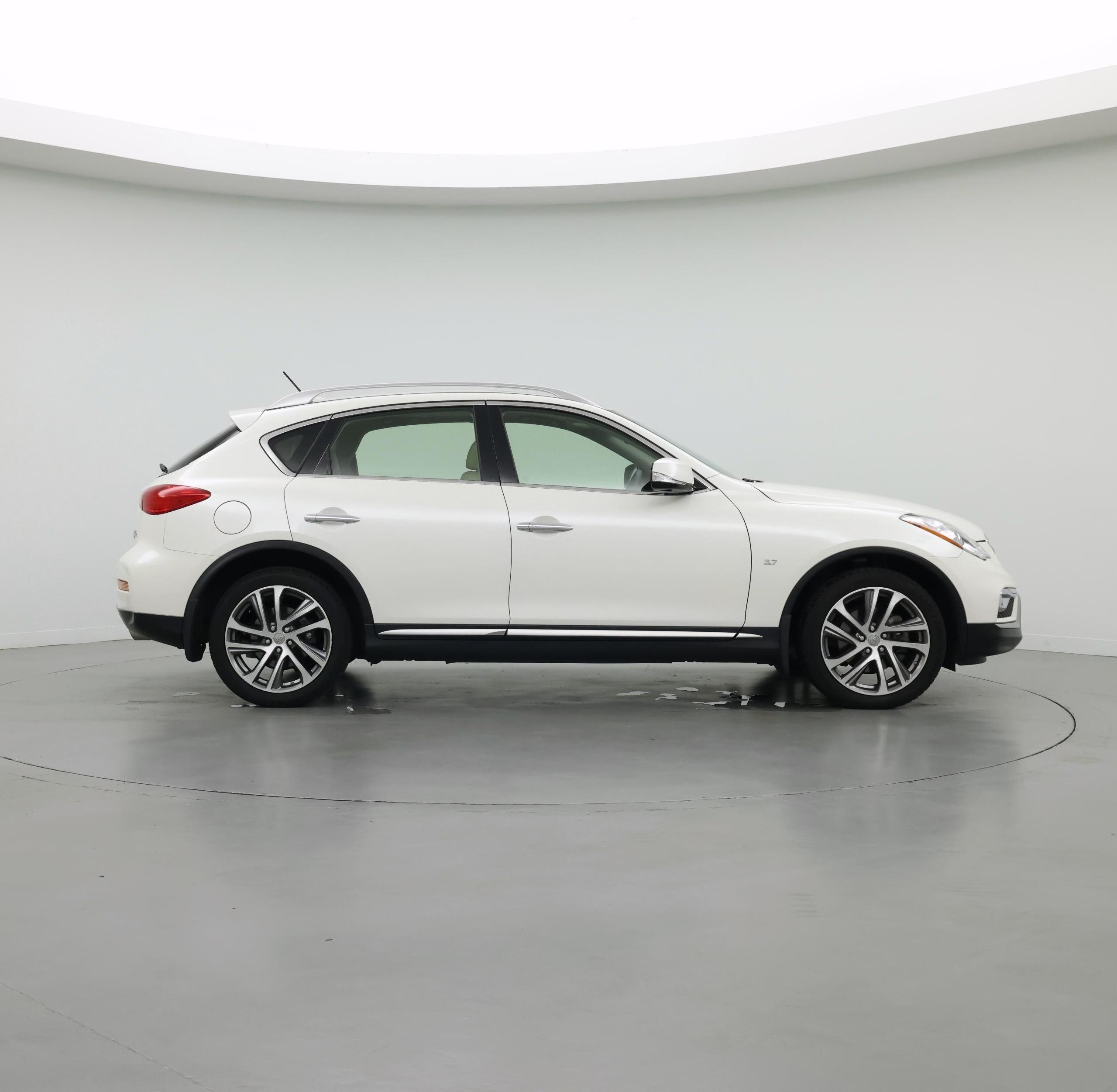 Thumbnail: 2017 INFINITI QX50 - 7