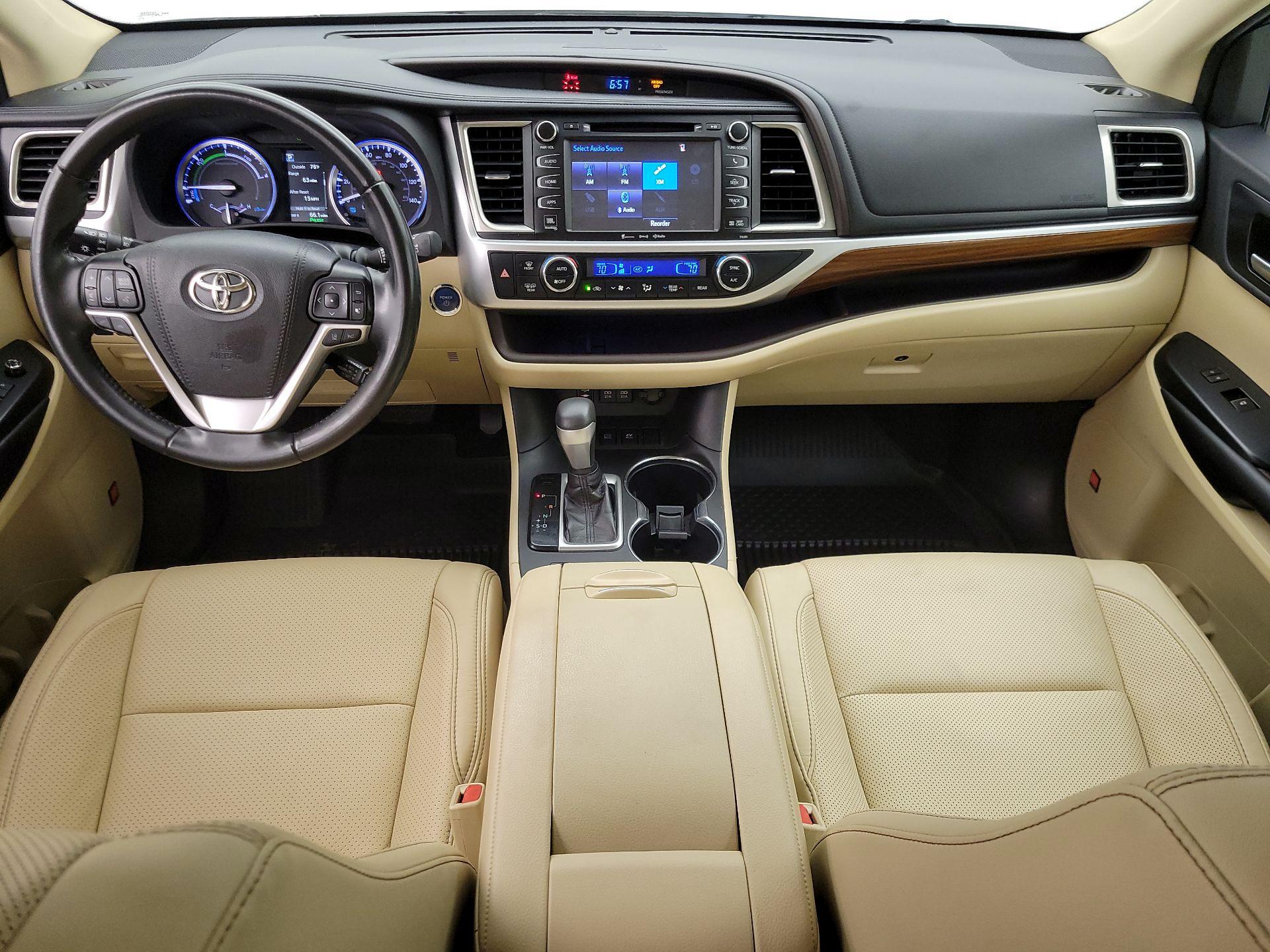 Thumbnail: 2019 Toyota Highlander - 9