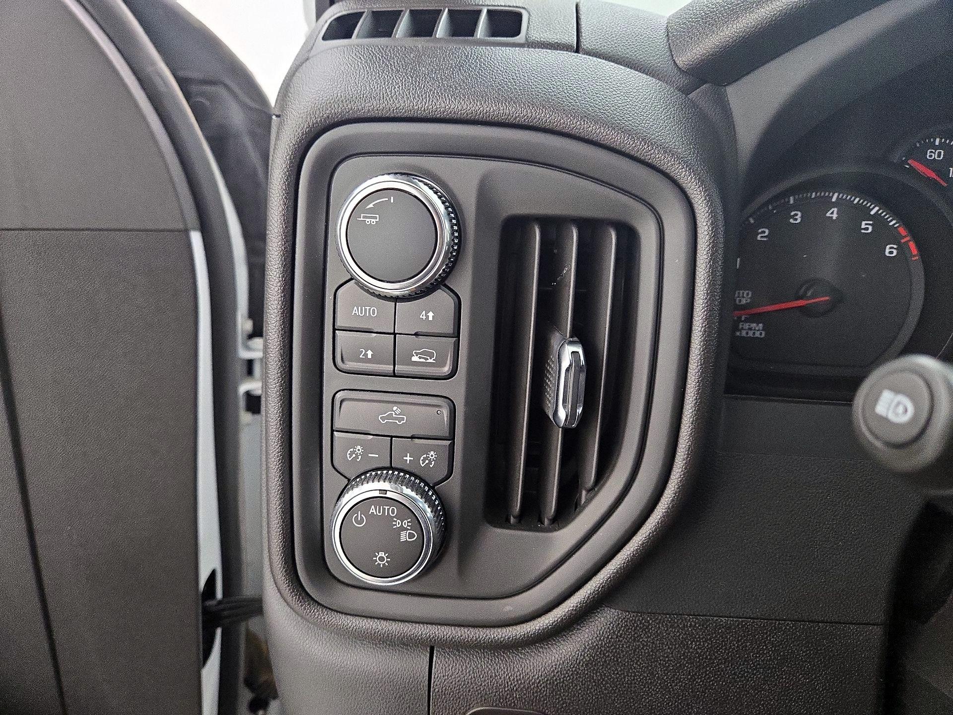 Thumbnail: 2024 GMC Sierra 1500 - 13