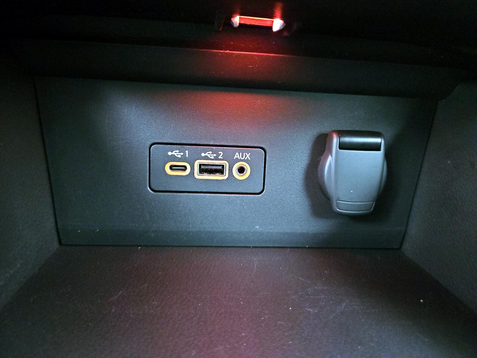 2021 Nissan Sentra SV - Photo 19