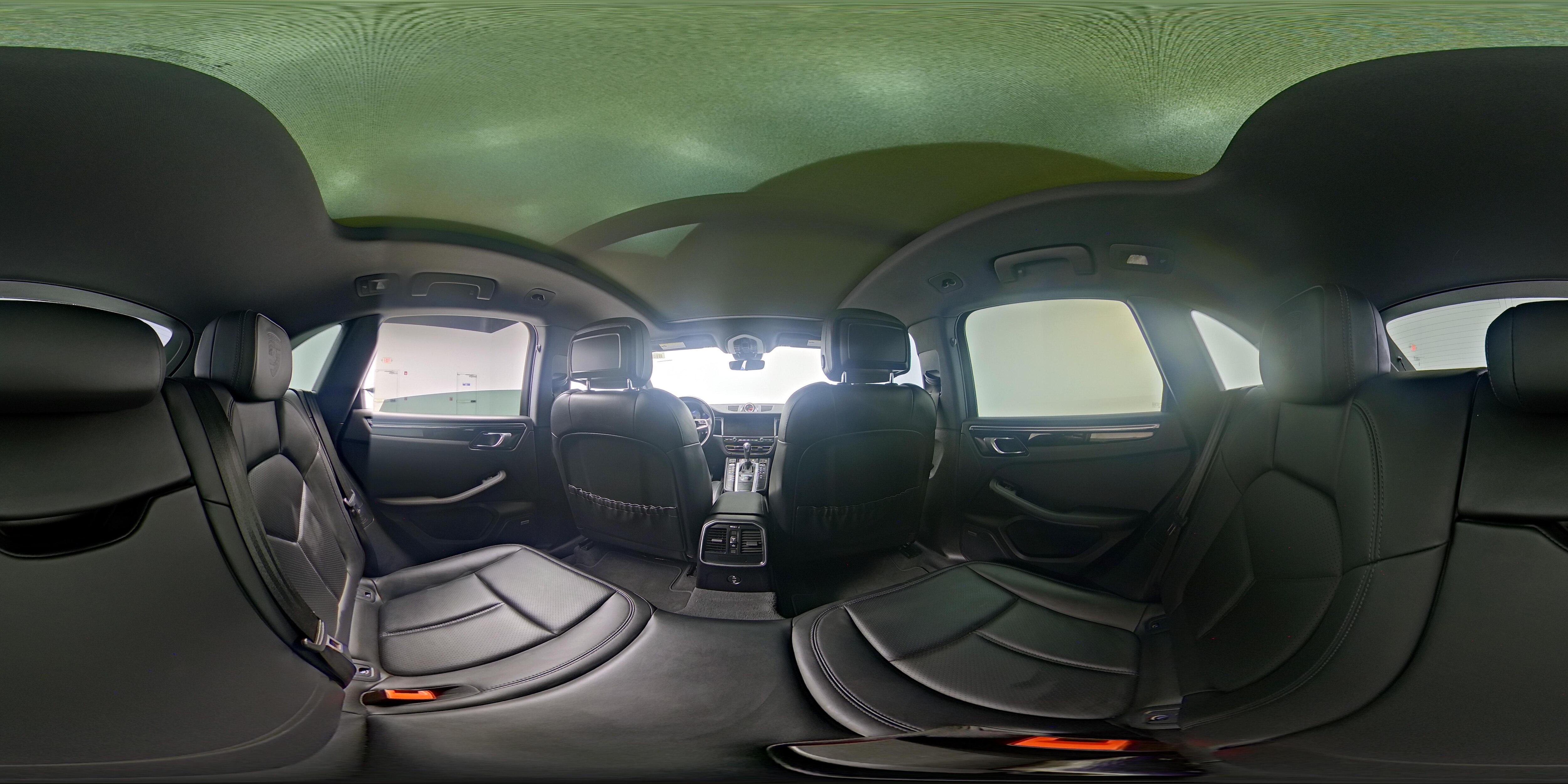 2021 Porsche Macan S - Photo 27