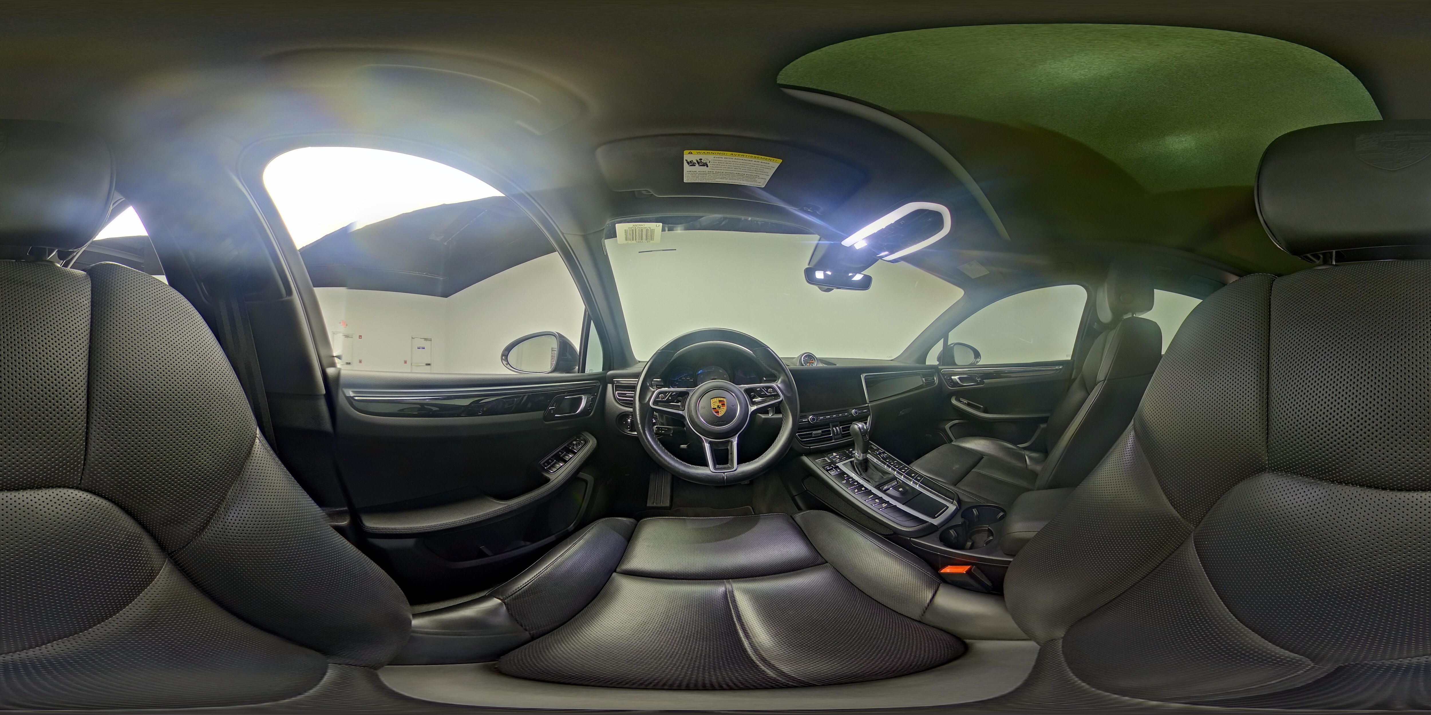 2021 Porsche Macan S - Photo 28