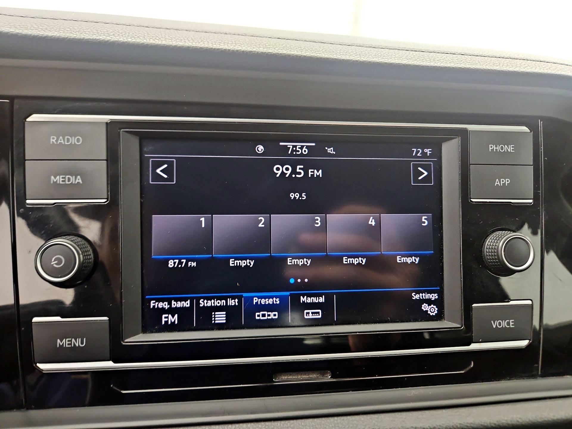 Thumbnail: 2021 Volkswagen Jetta - 15