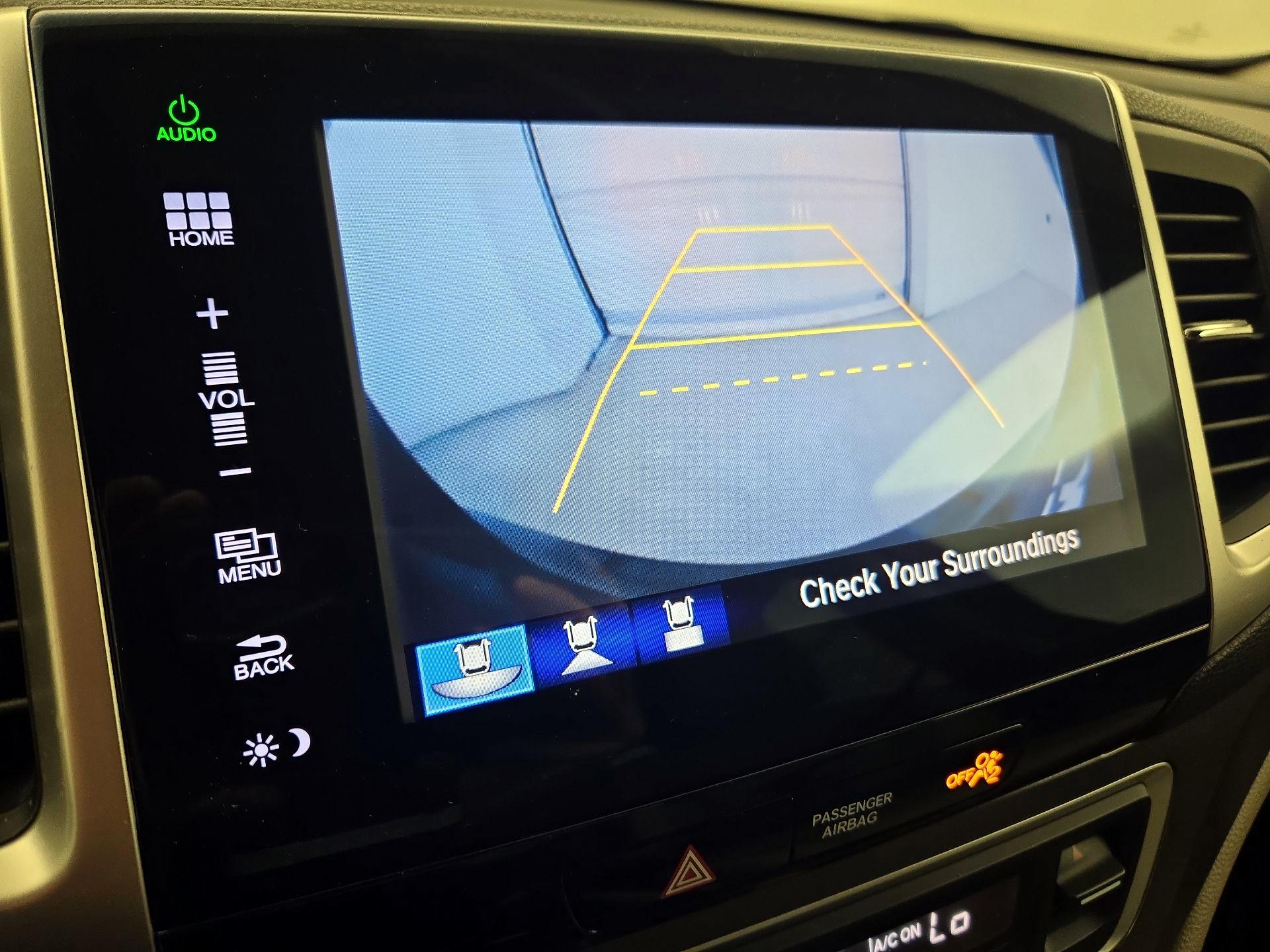 Thumbnail: 2016 Honda Pilot - 13