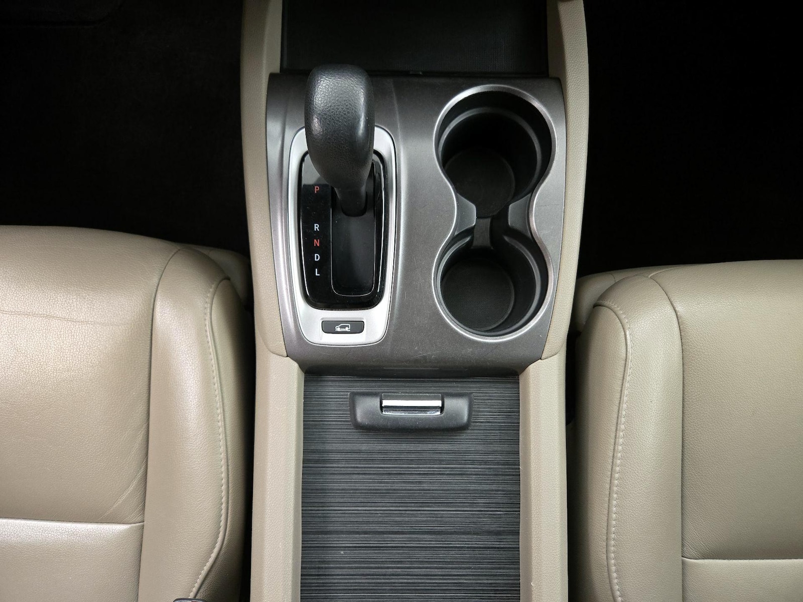 2016 Honda Pilot EX-L - Photo 17