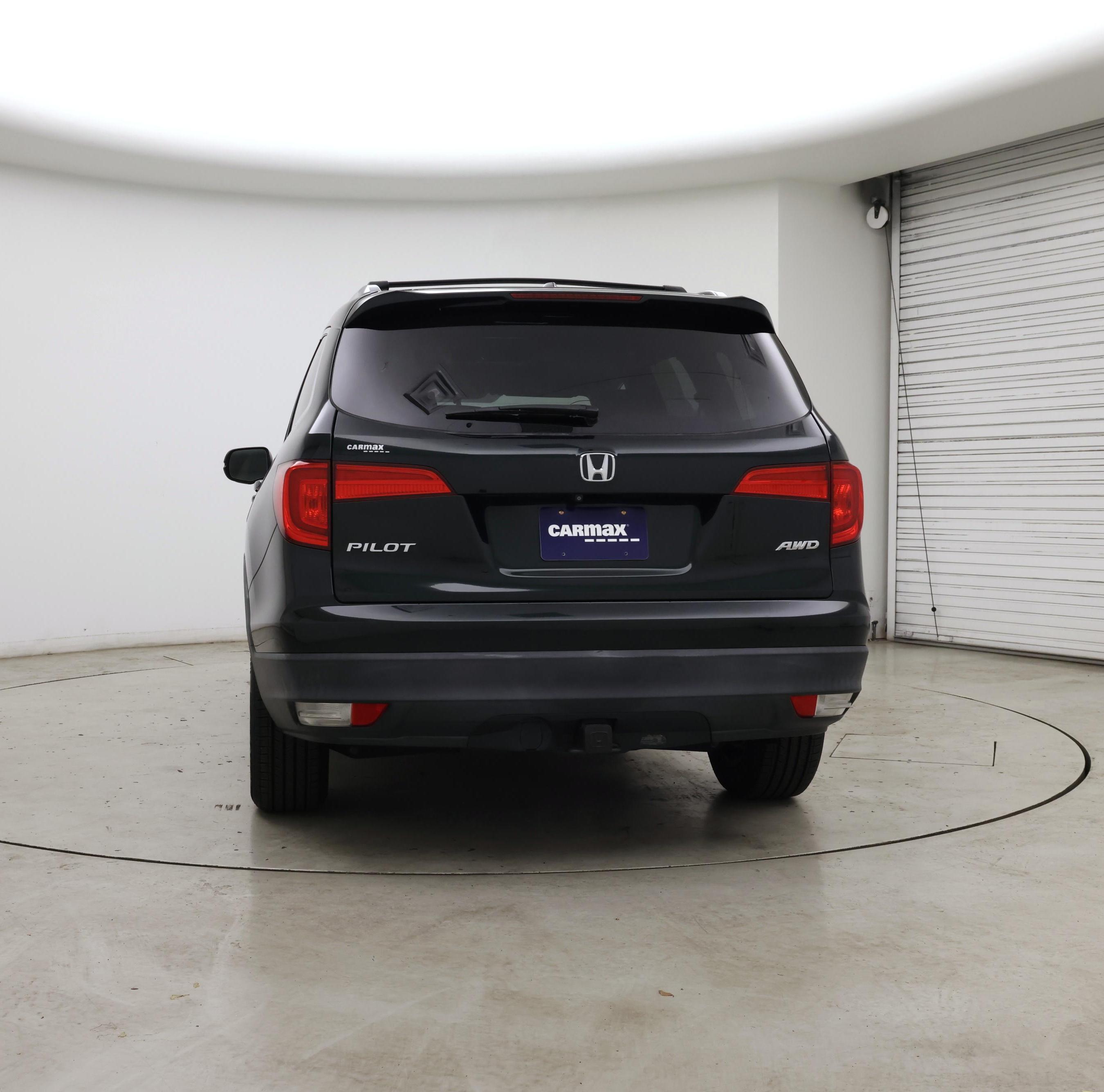 Thumbnail: 2016 Honda Pilot - 6