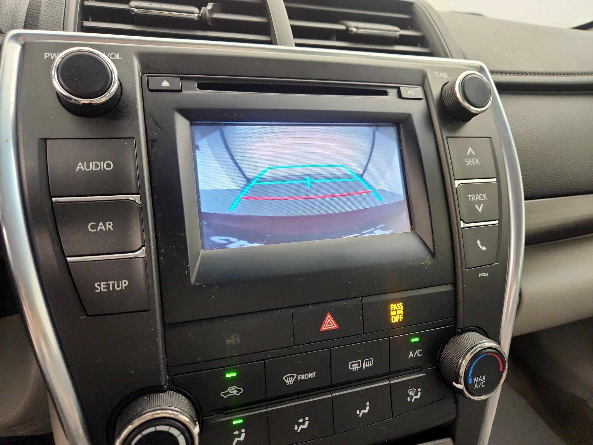 Thumbnail: 2015 Toyota Camry - 14