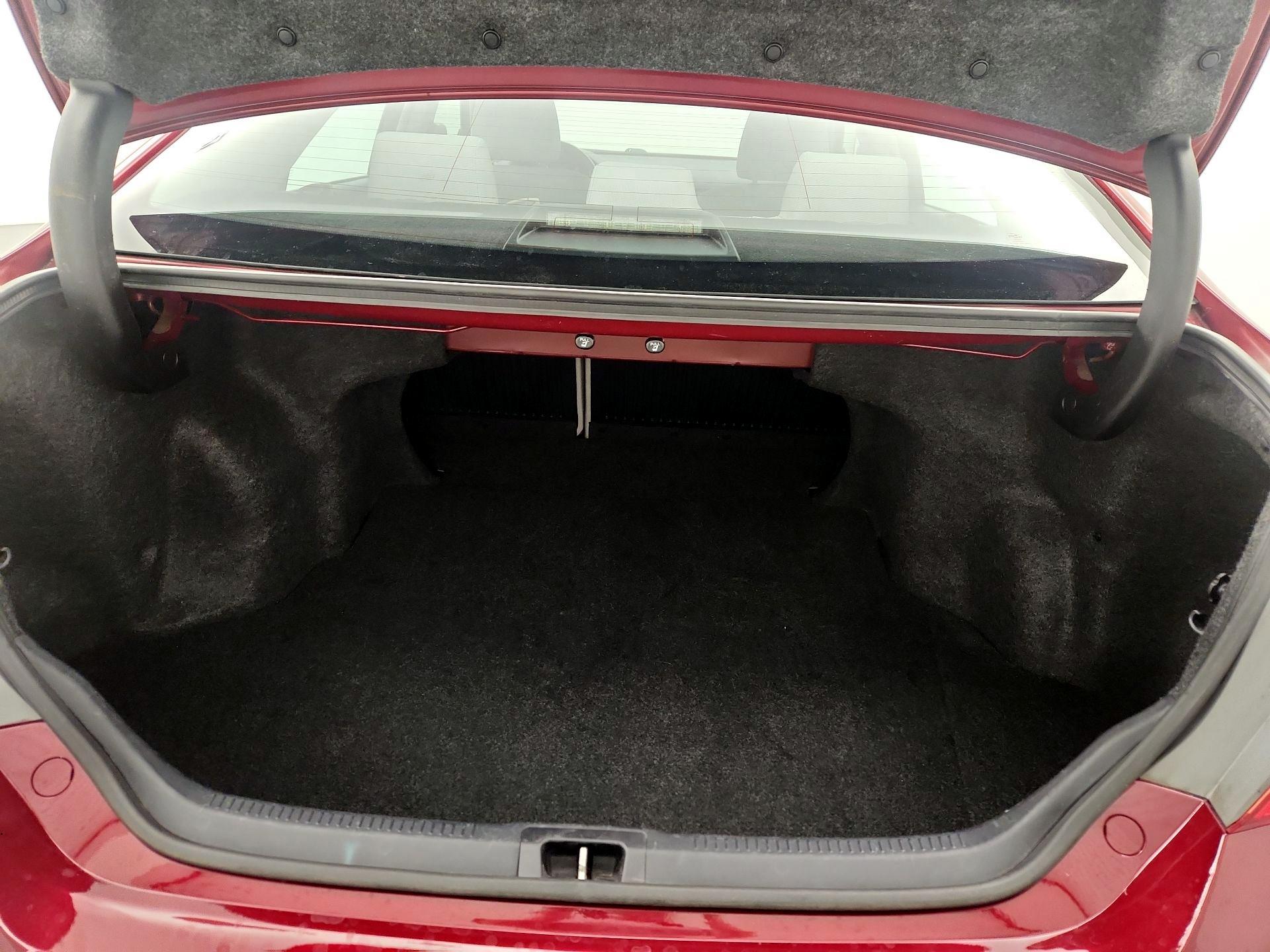 Thumbnail: 2015 Toyota Camry - 20