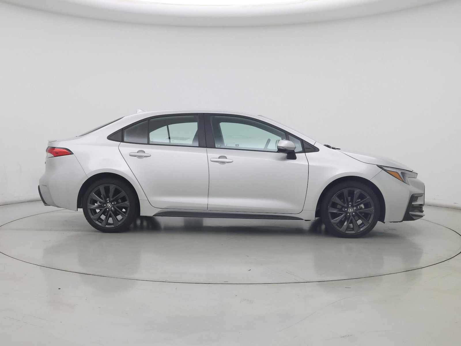 2025 Toyota Corolla SE - Photo 8