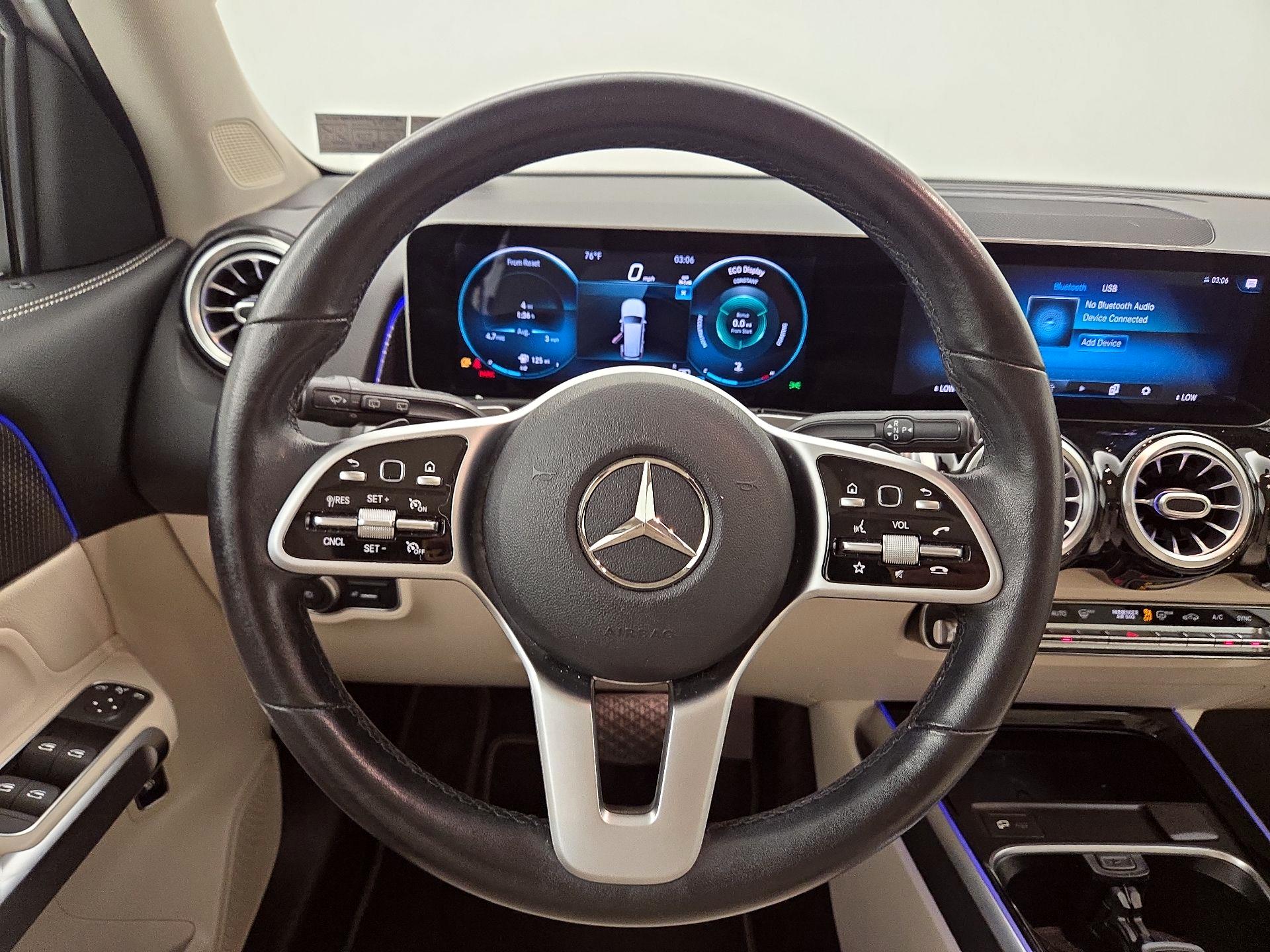 Thumbnail: 2021 Mercedes-Benz GLB - 10