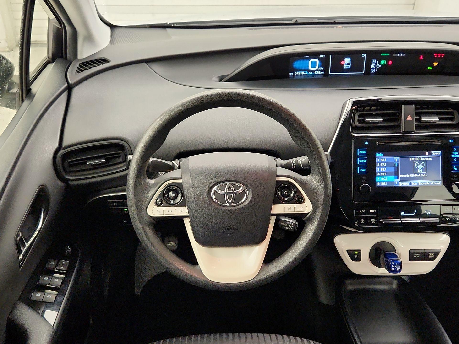 Thumbnail: 2018 Toyota Prius - 10