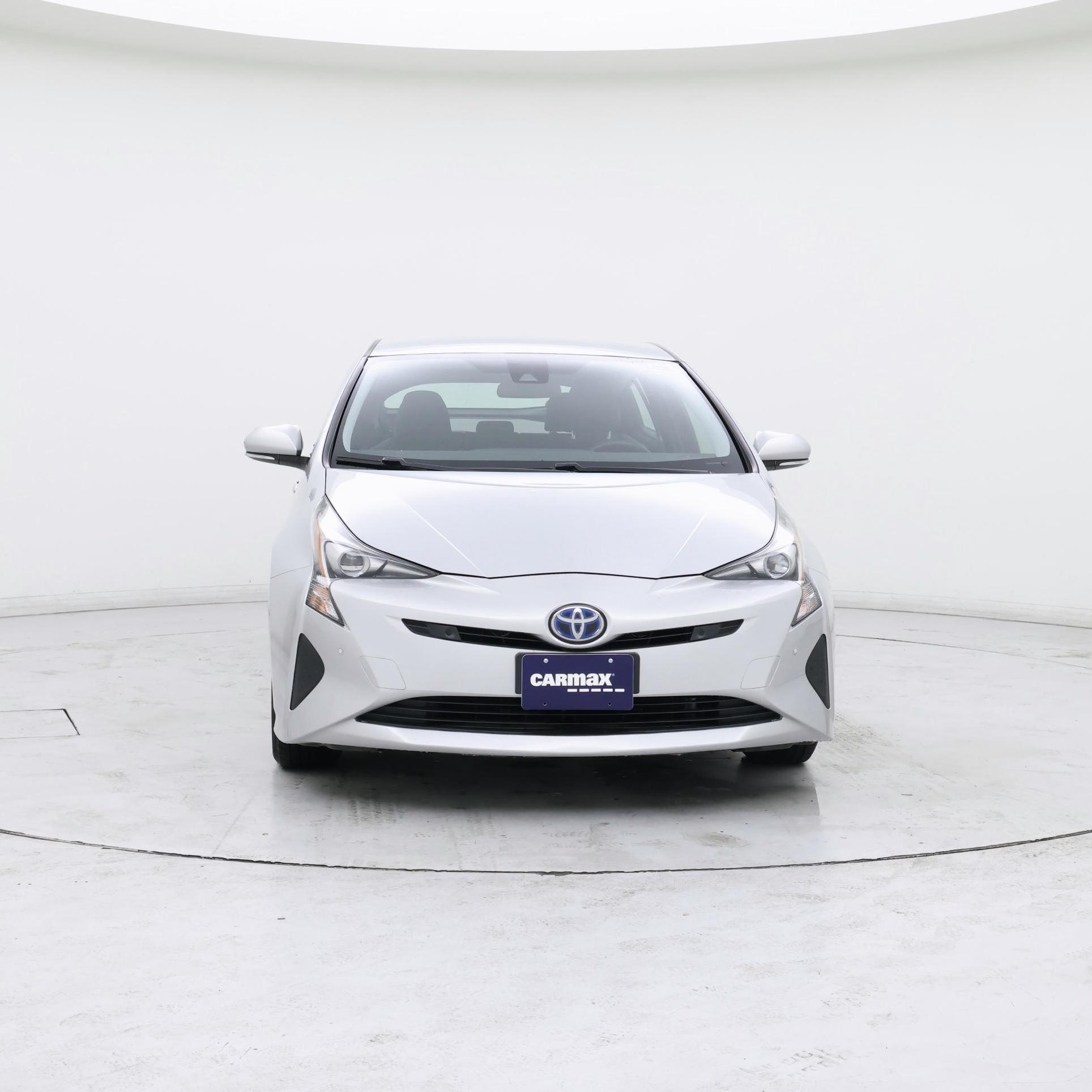 Thumbnail: 2018 Toyota Prius - 5