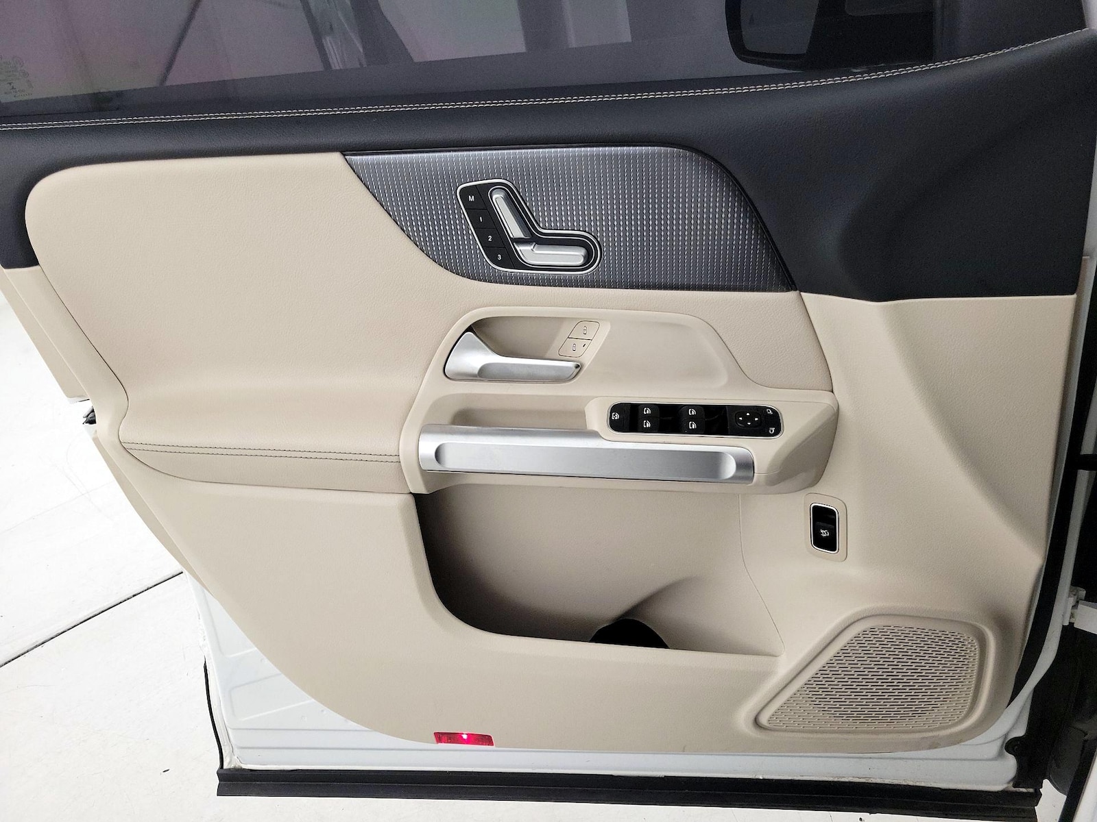2020 Mercedes-Benz GLB Base - Photo 13