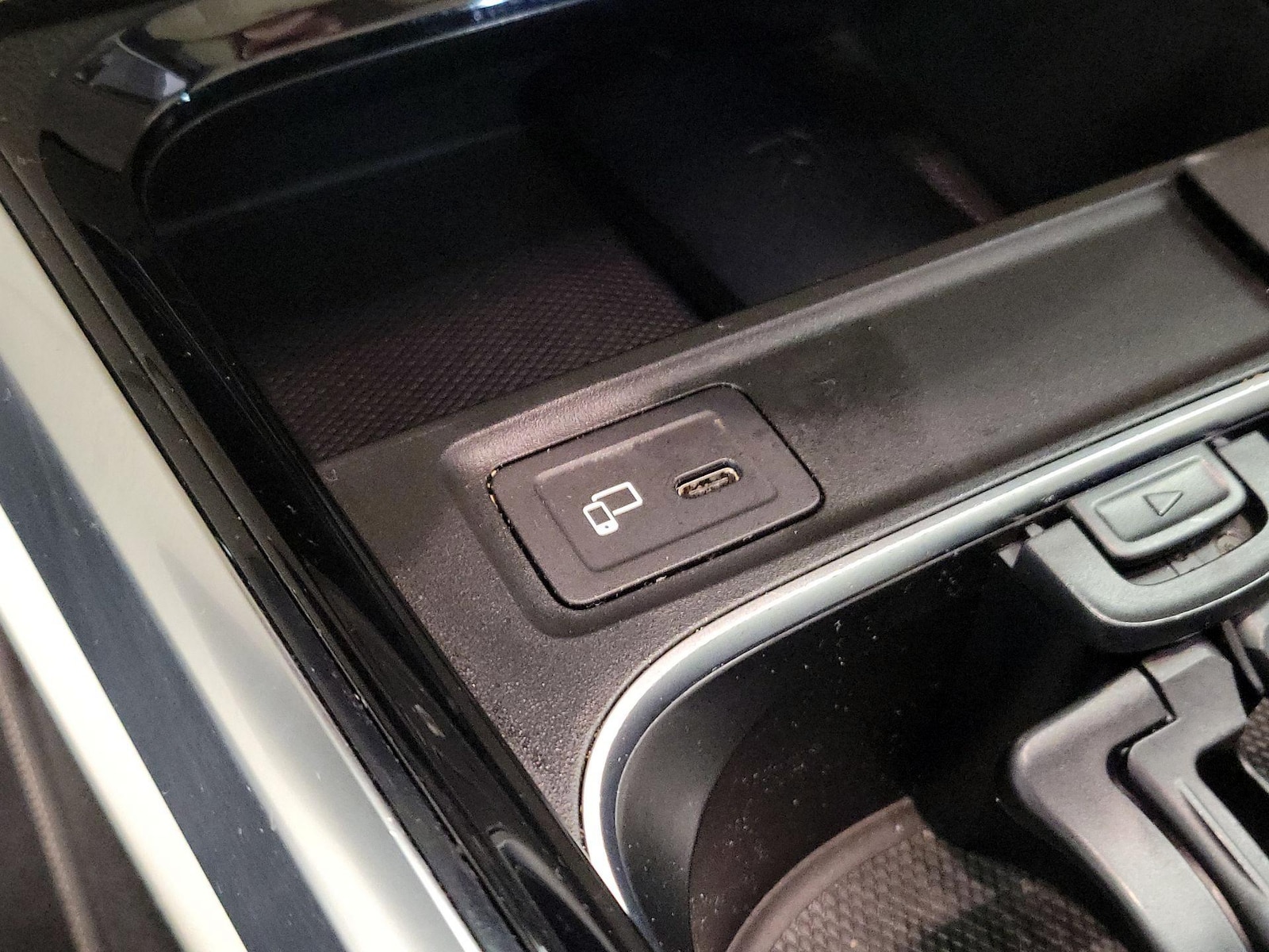 2020 Mercedes-Benz GLB Base - Photo 19
