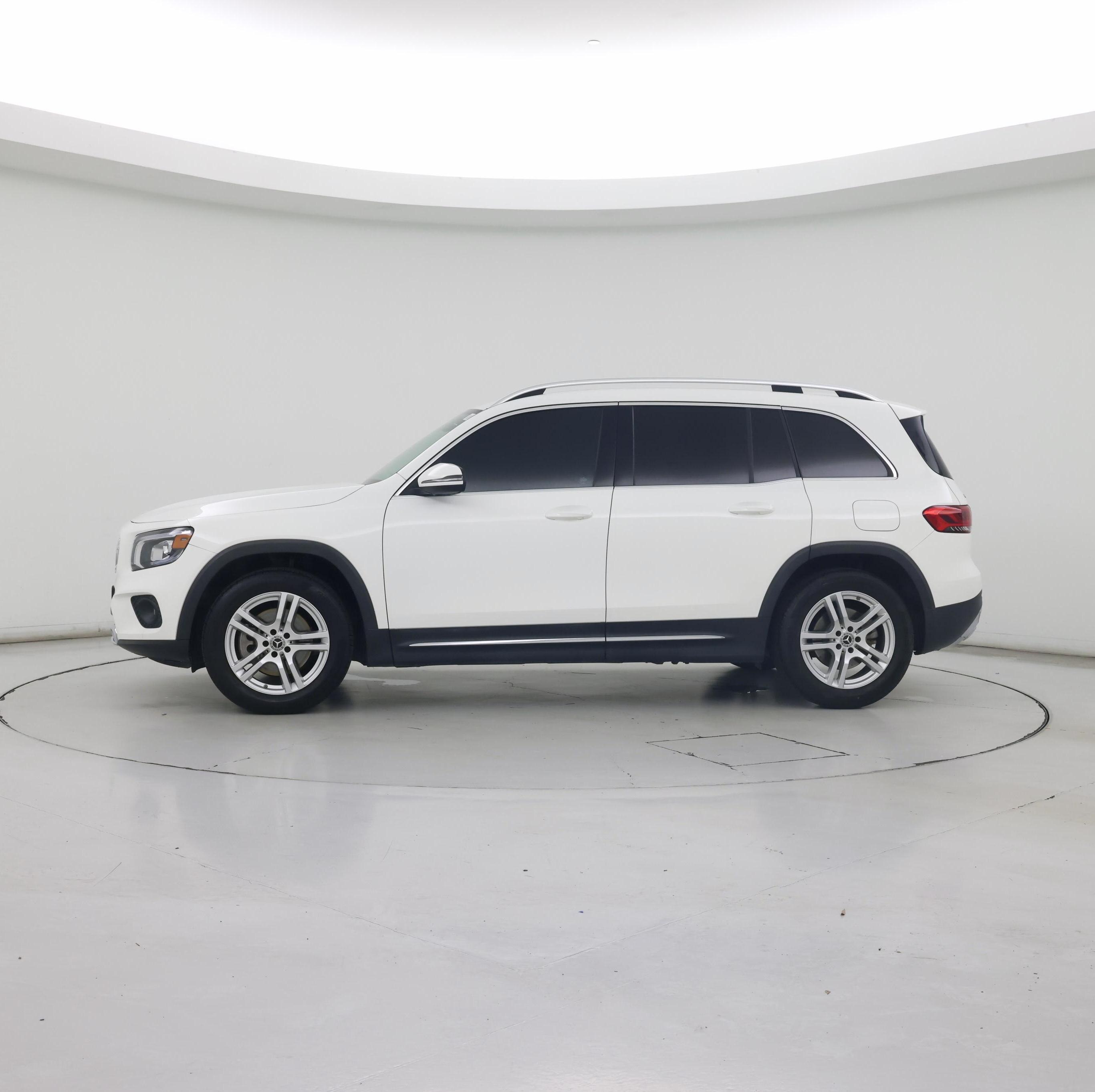 Thumbnail: 2020 Mercedes-Benz GLB - 3