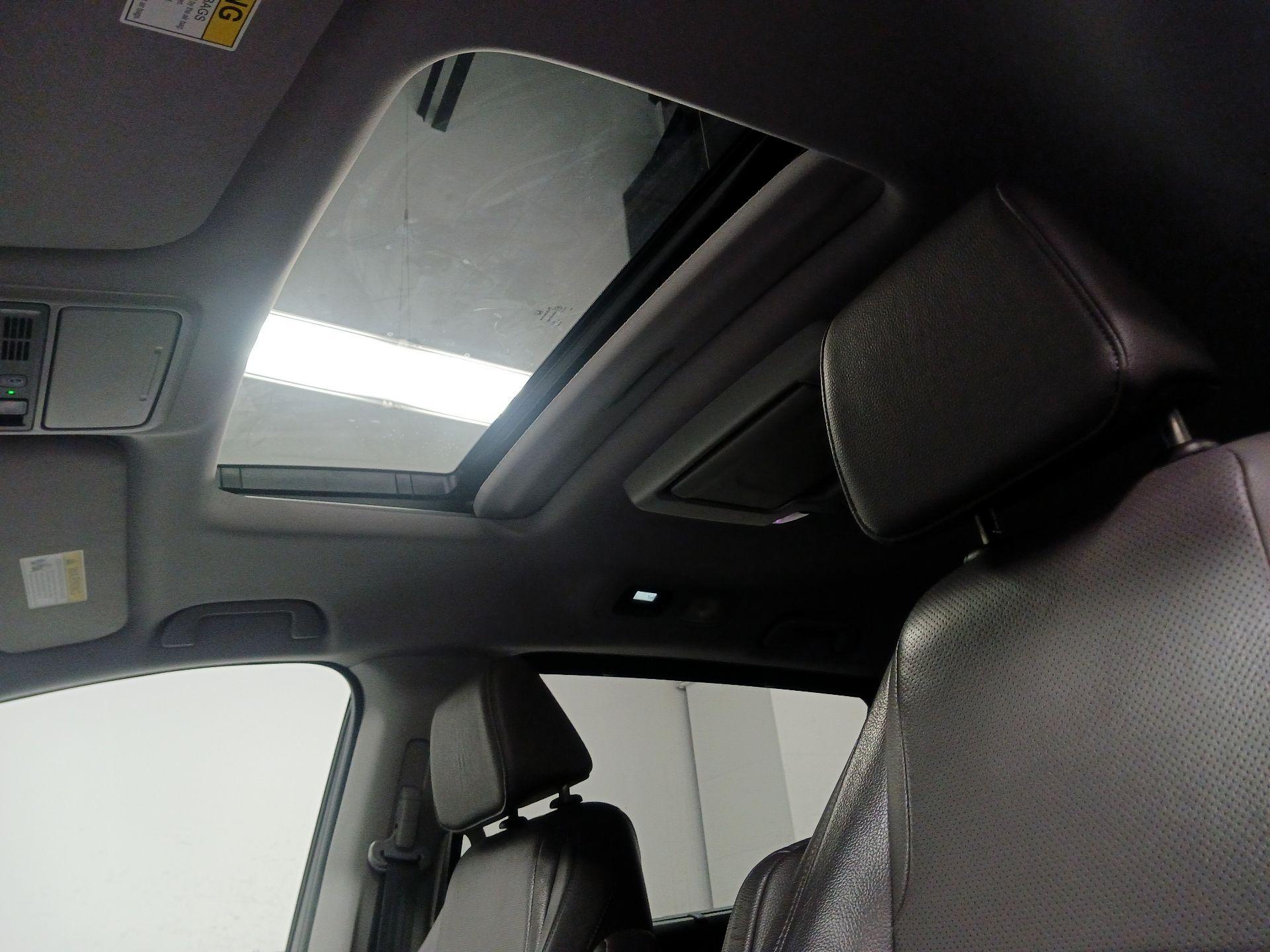 Thumbnail: 2018 Honda Odyssey - 18