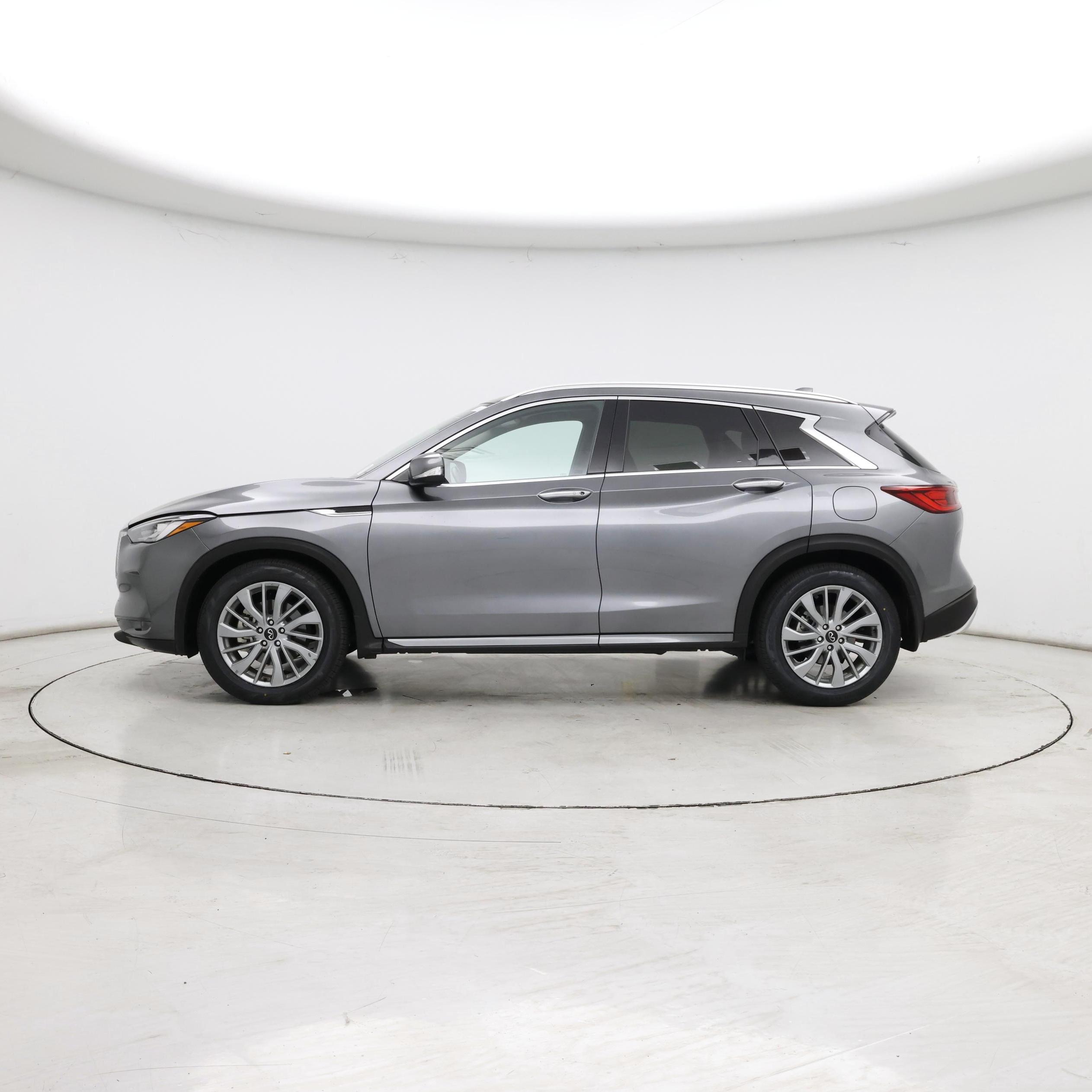 Thumbnail: 2024 INFINITI QX50 - 3