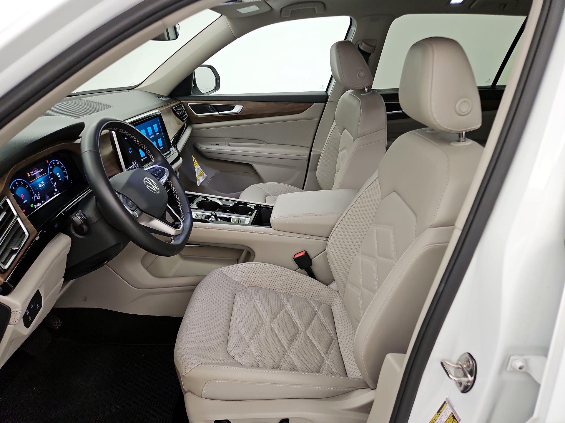 Thumbnail: 2024 Volkswagen Atlas - 11
