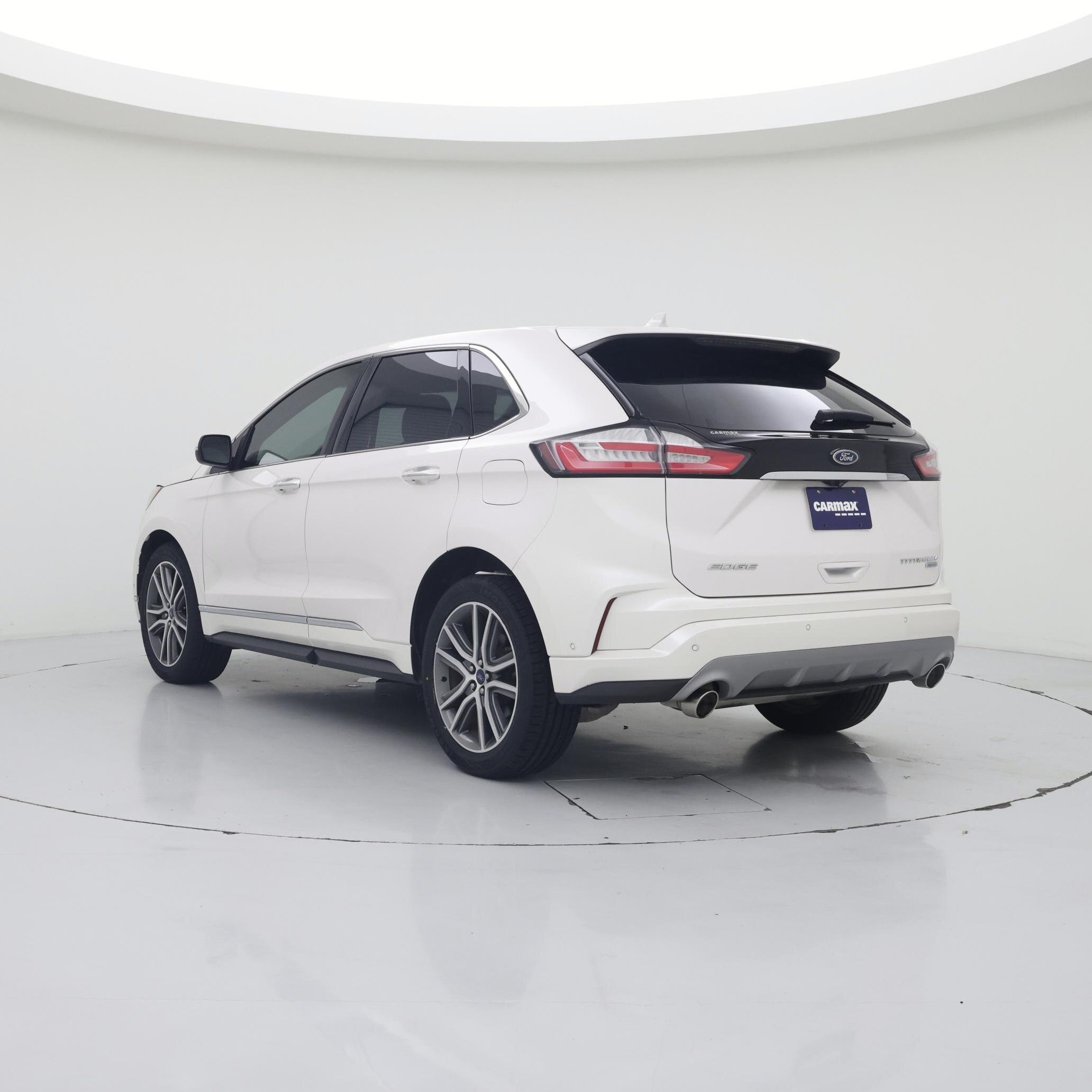 Thumbnail: 2019 Ford Edge - 2