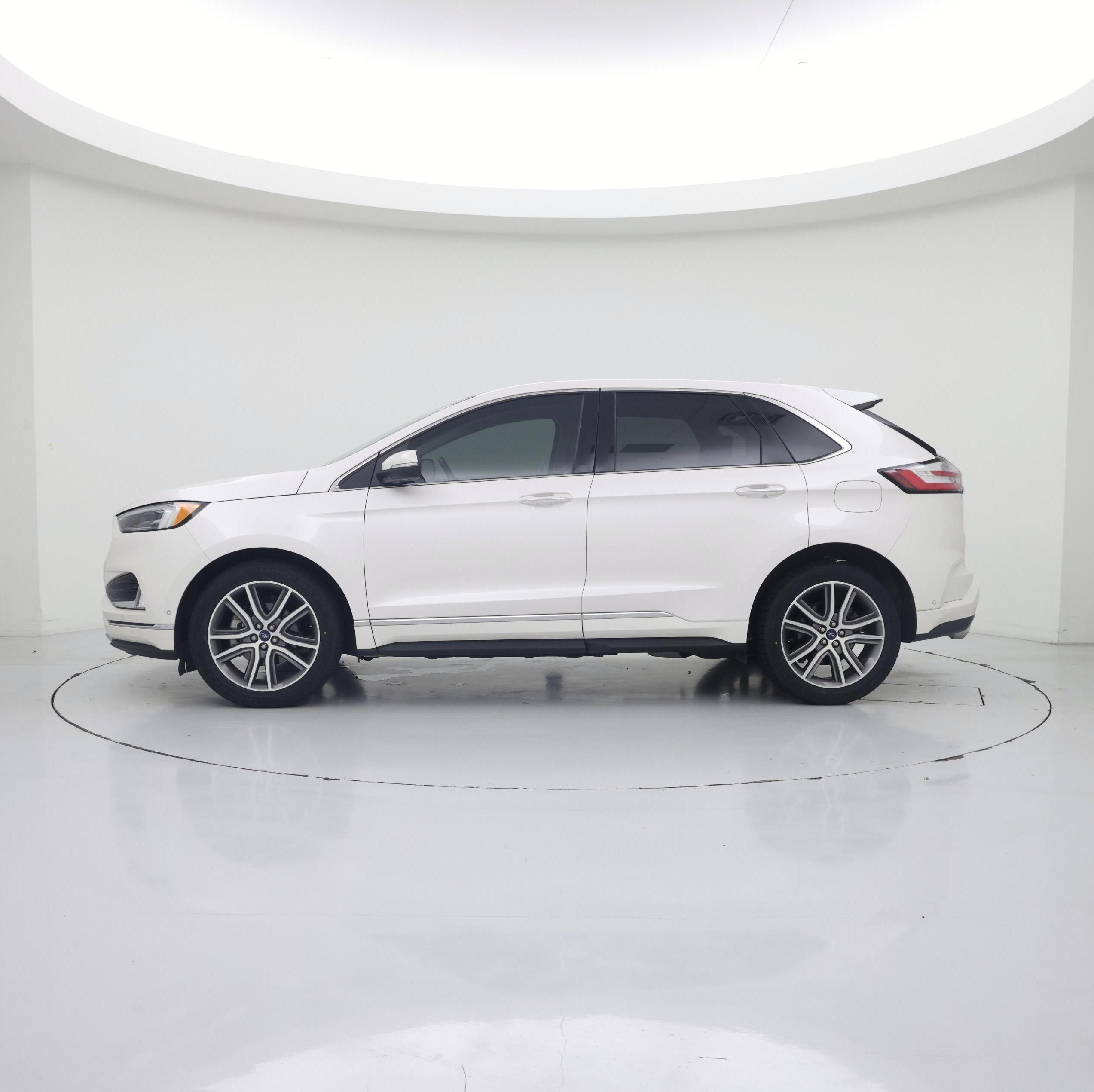 Thumbnail: 2019 Ford Edge - 3