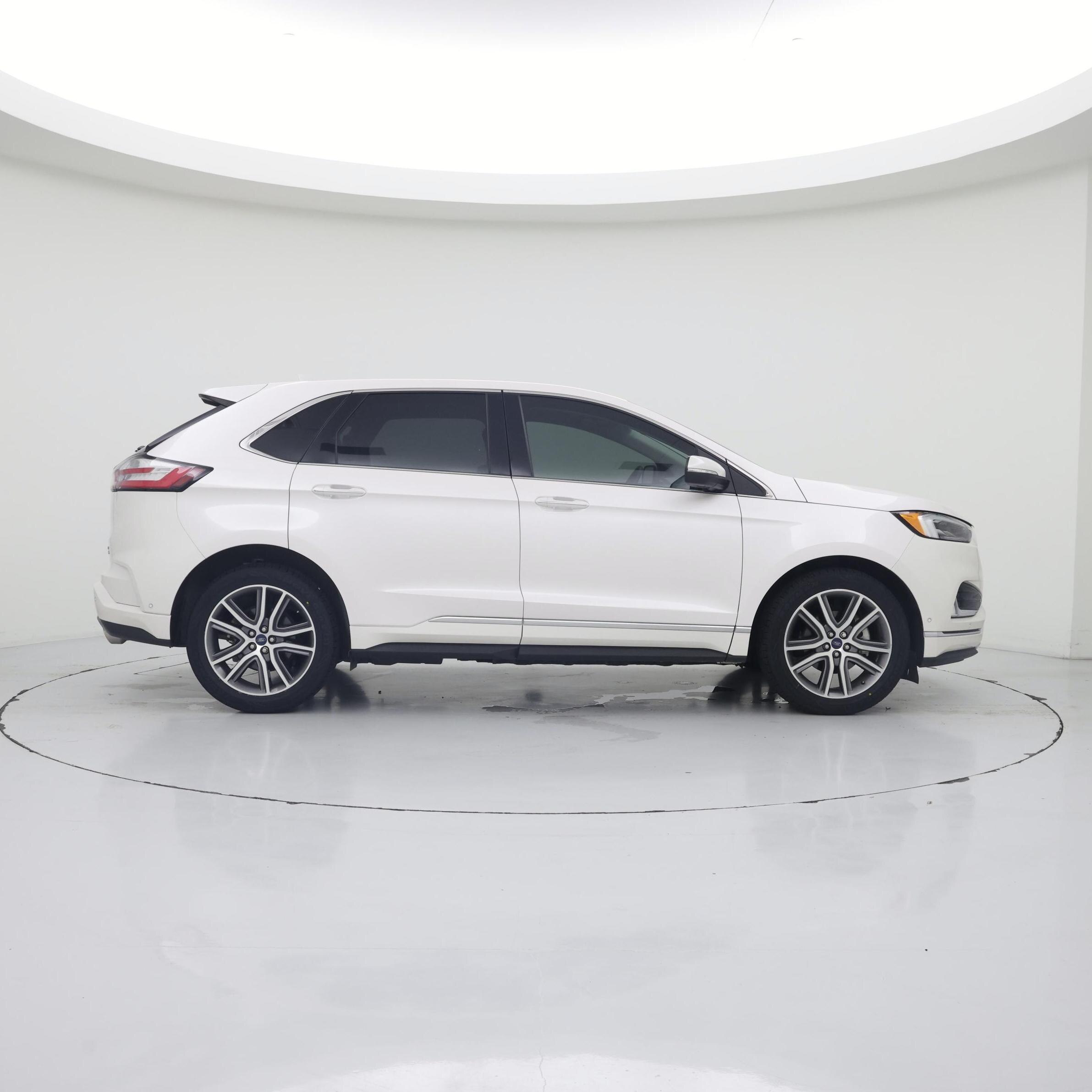 Thumbnail: 2019 Ford Edge - 7
