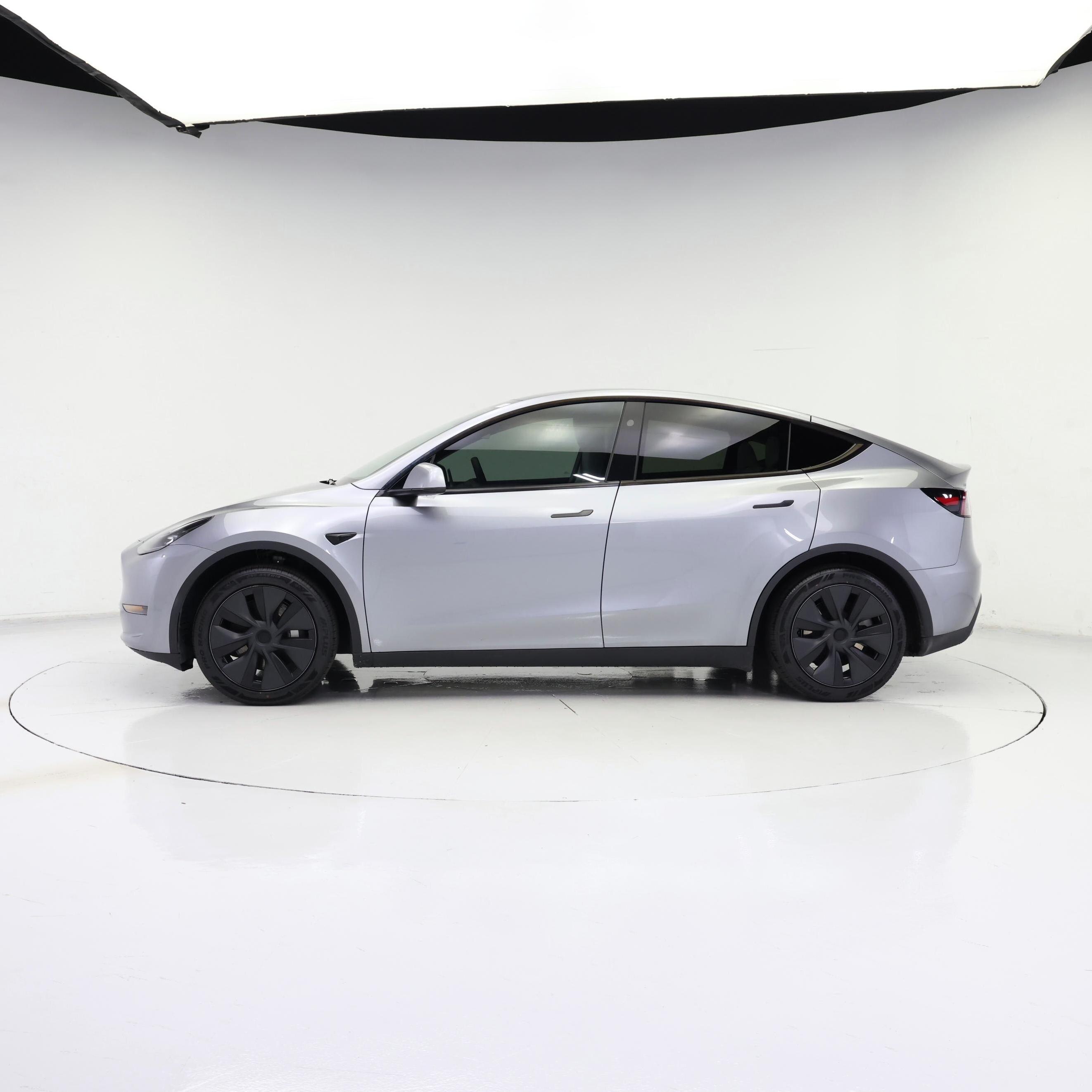 Thumbnail: 2024 Tesla Model Y - 3