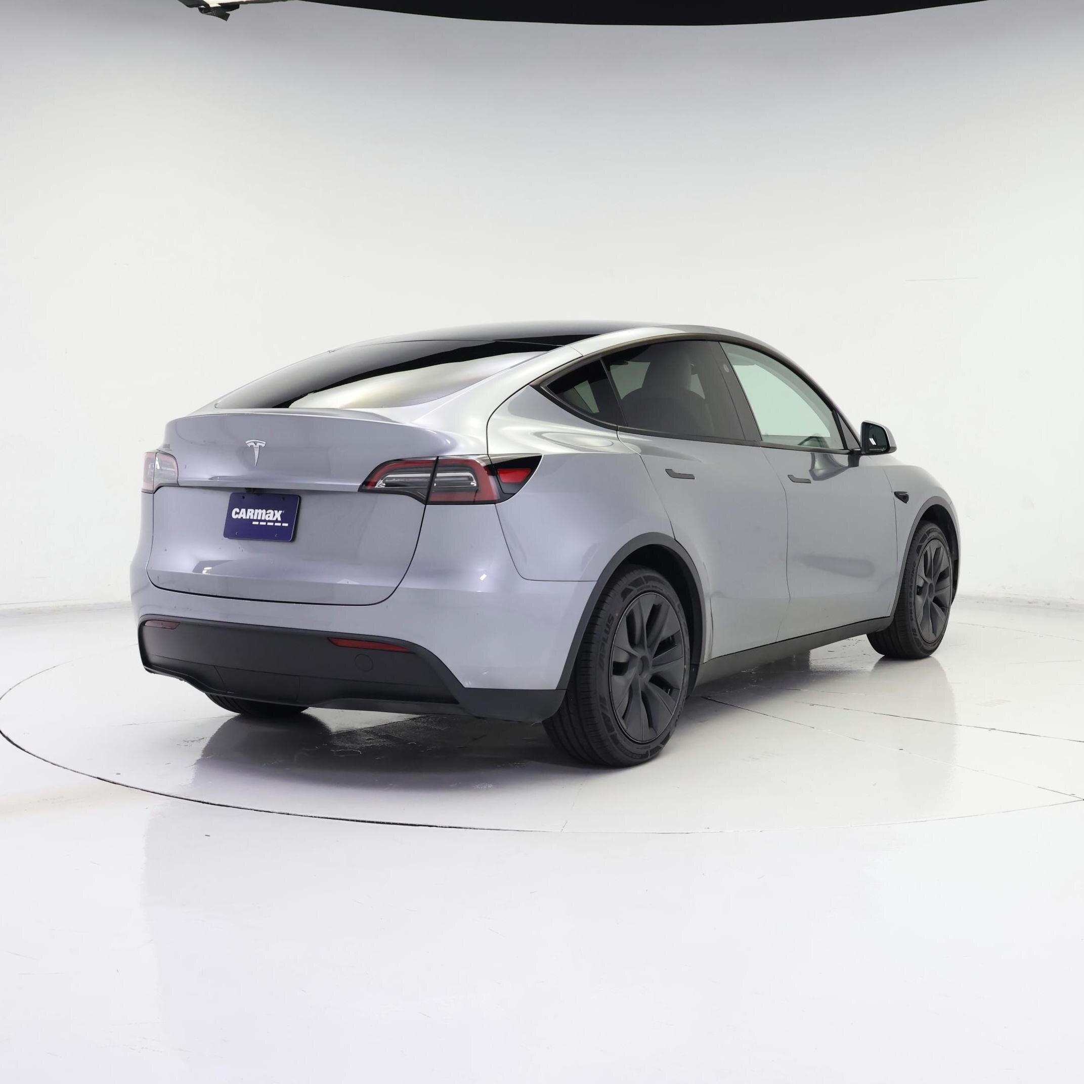 Thumbnail: 2024 Tesla Model Y - 8