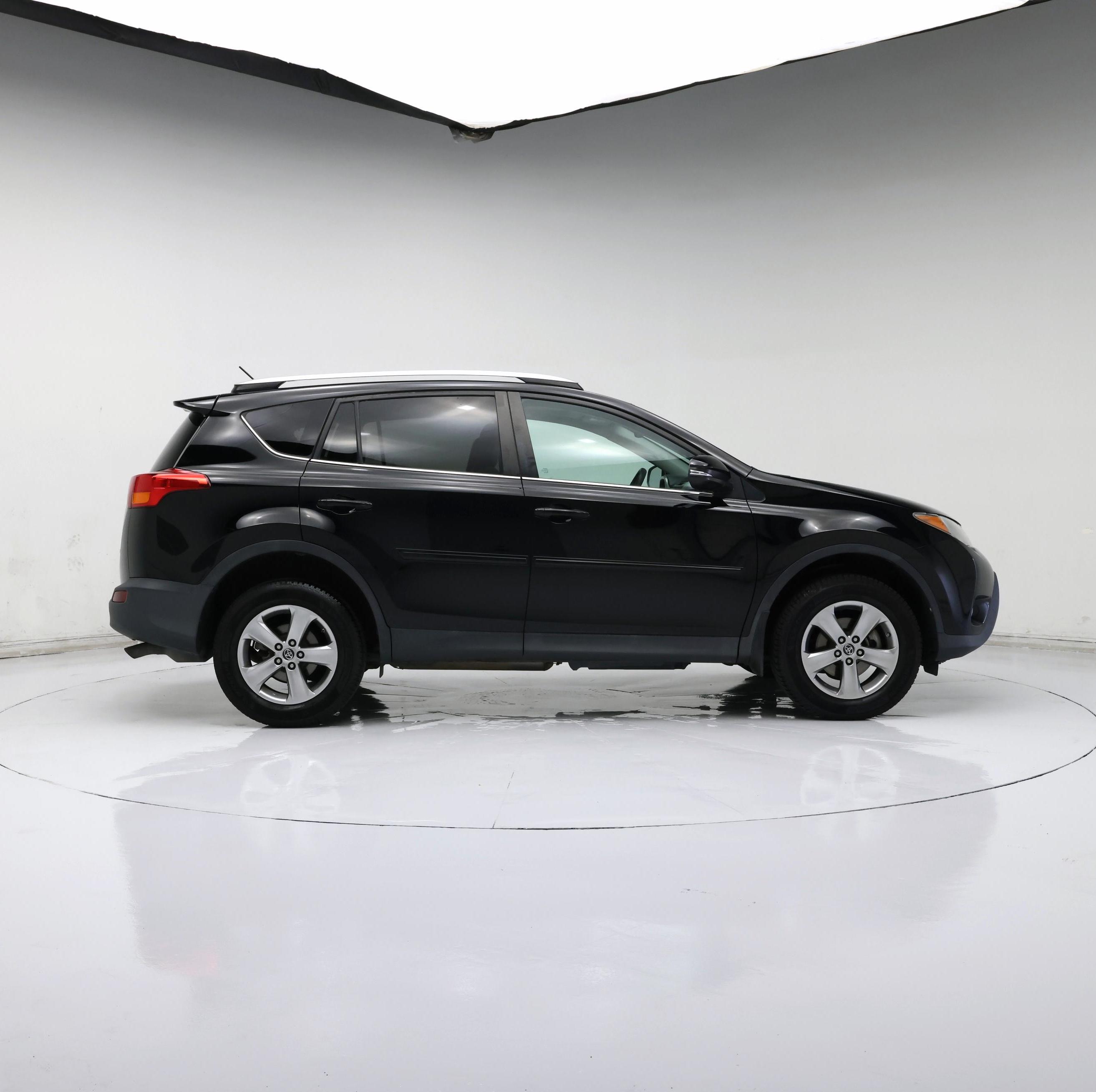 Thumbnail: 2015 Toyota RAV4 - 7