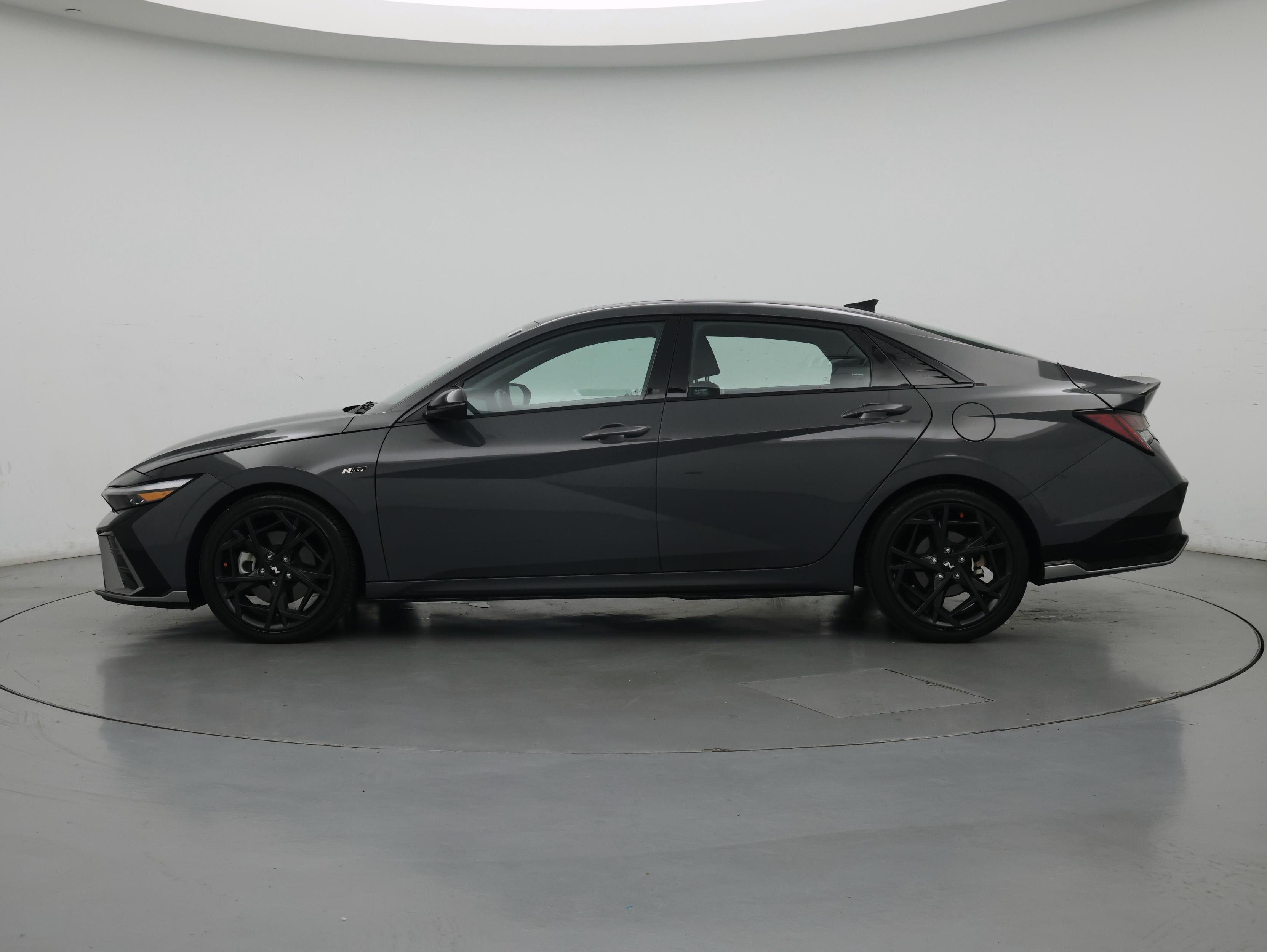 Thumbnail: 2024 Hyundai Elantra - 3