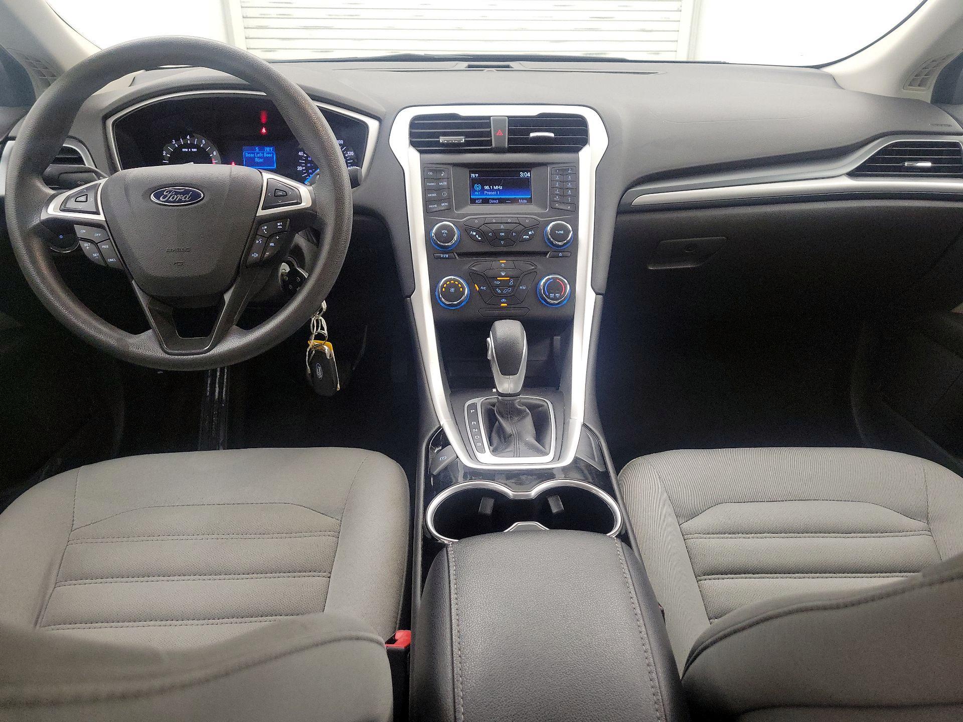 Thumbnail: 2015 Ford Fusion - 9