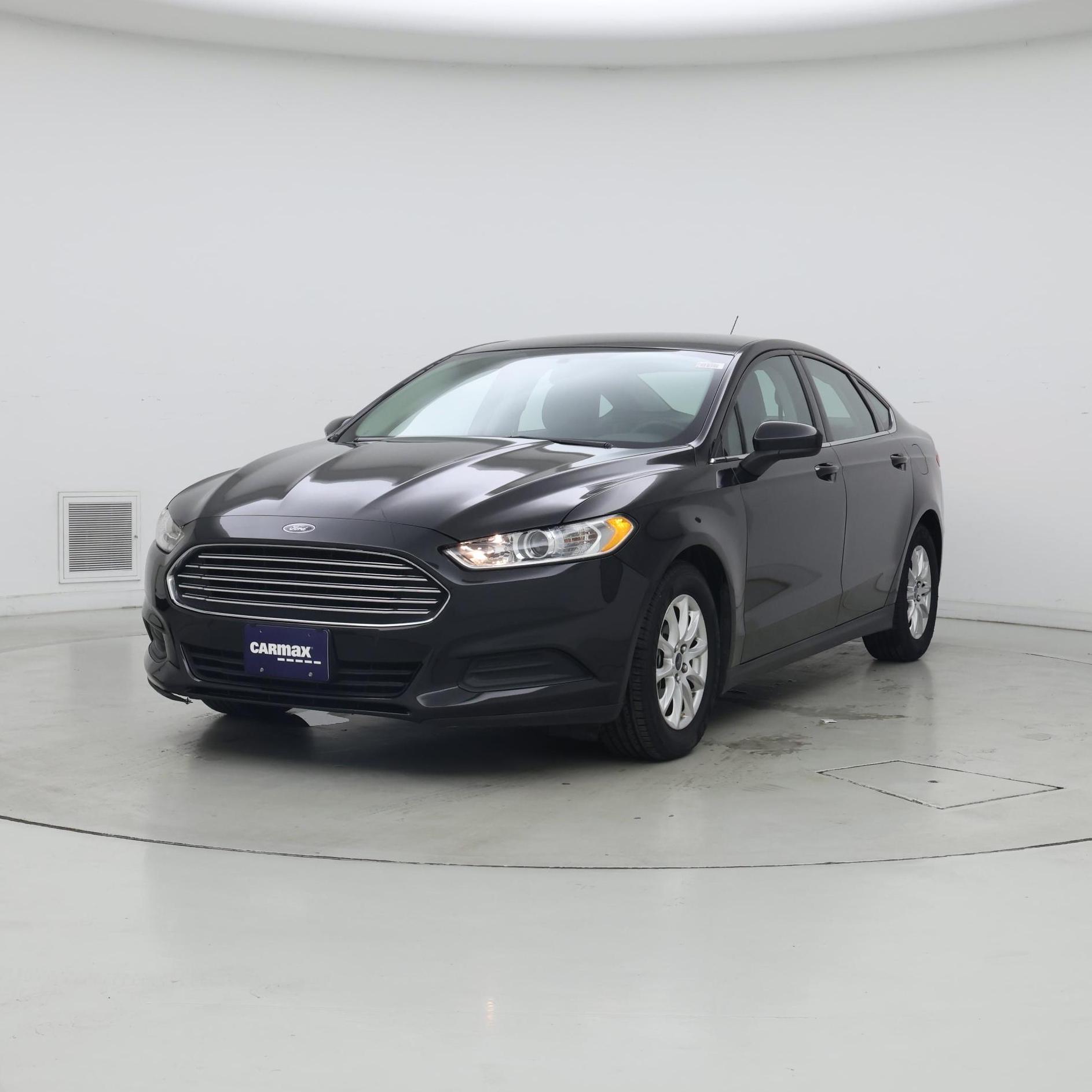 Thumbnail: 2015 Ford Fusion - 4