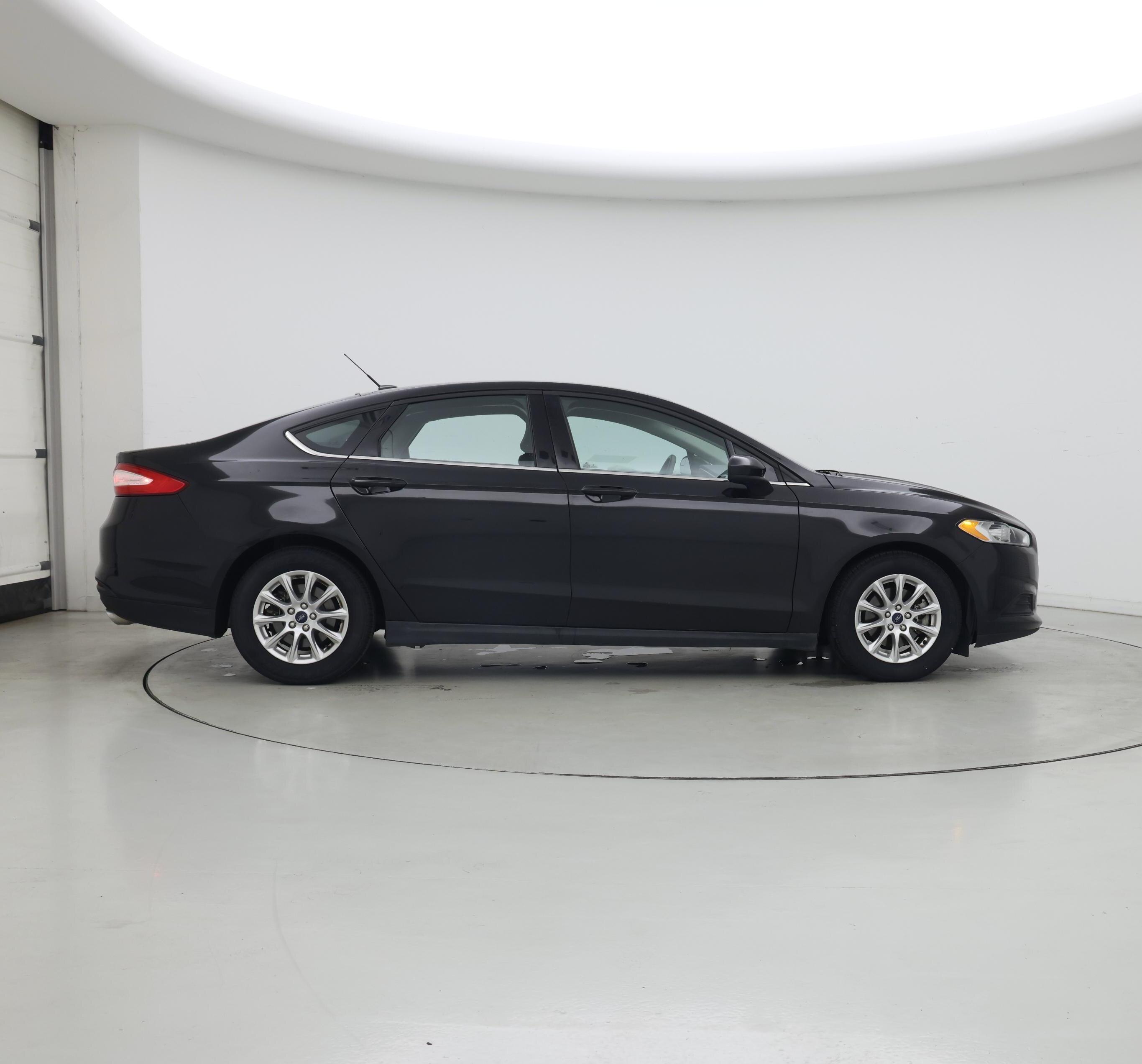 Thumbnail: 2015 Ford Fusion - 7