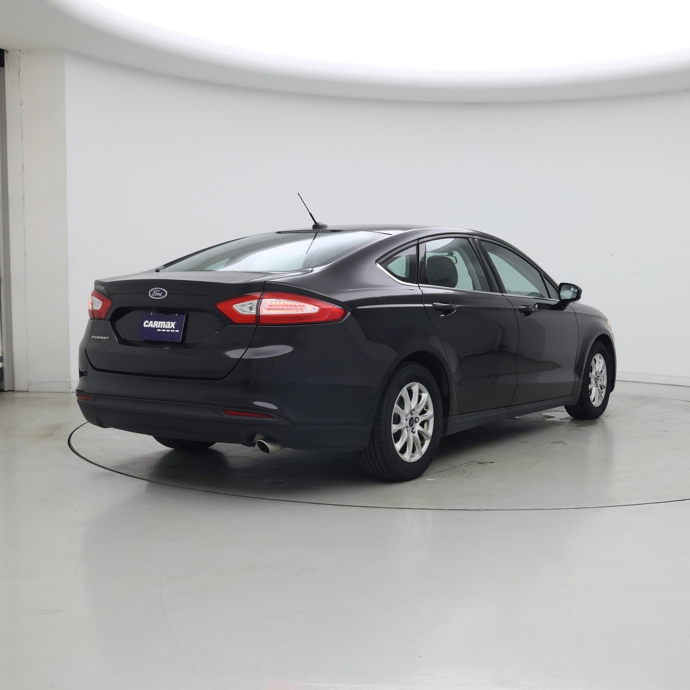 Thumbnail: 2015 Ford Fusion - 8