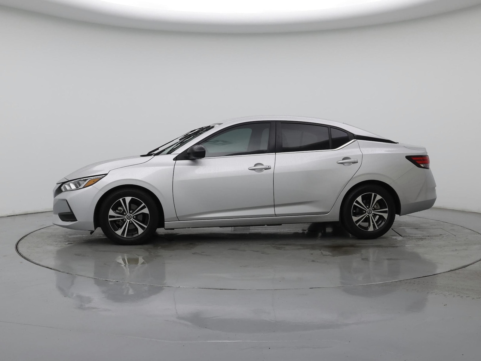 2023 Nissan Sentra SV - Photo 4