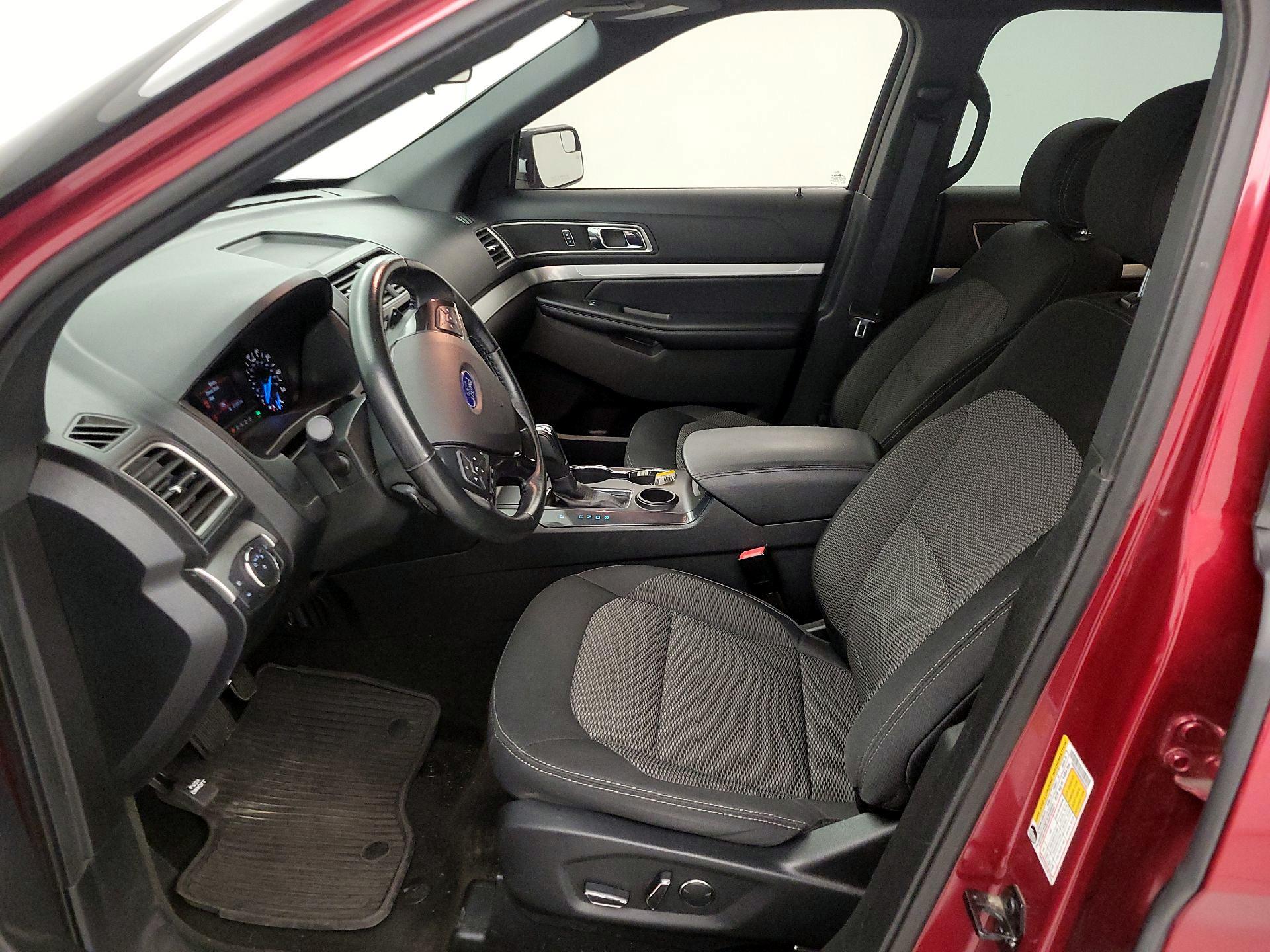 Thumbnail: 2017 Ford Explorer - 11
