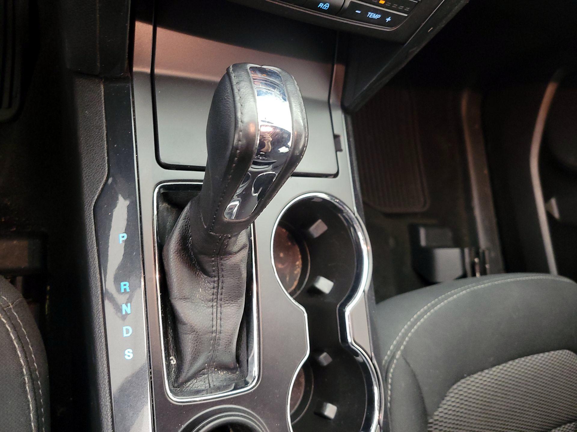 Thumbnail: 2017 Ford Explorer - 17
