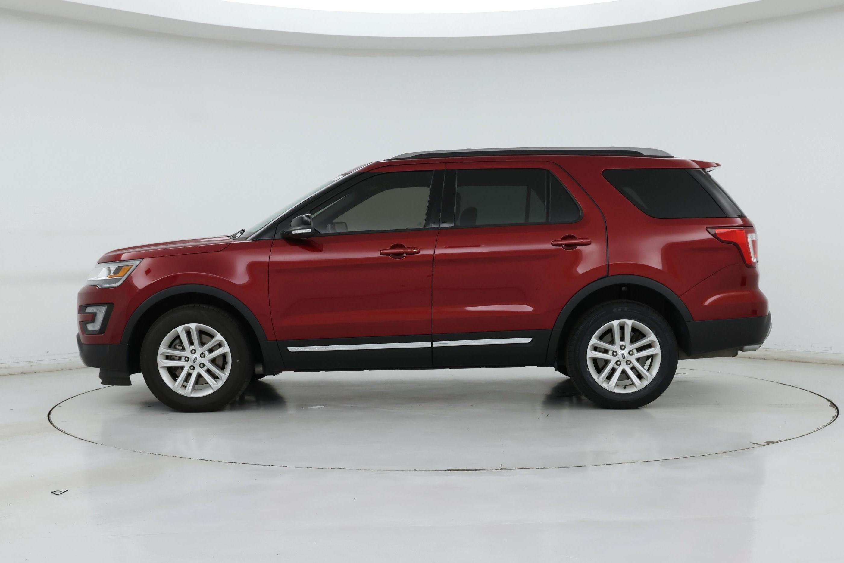 Thumbnail: 2017 Ford Explorer - 3