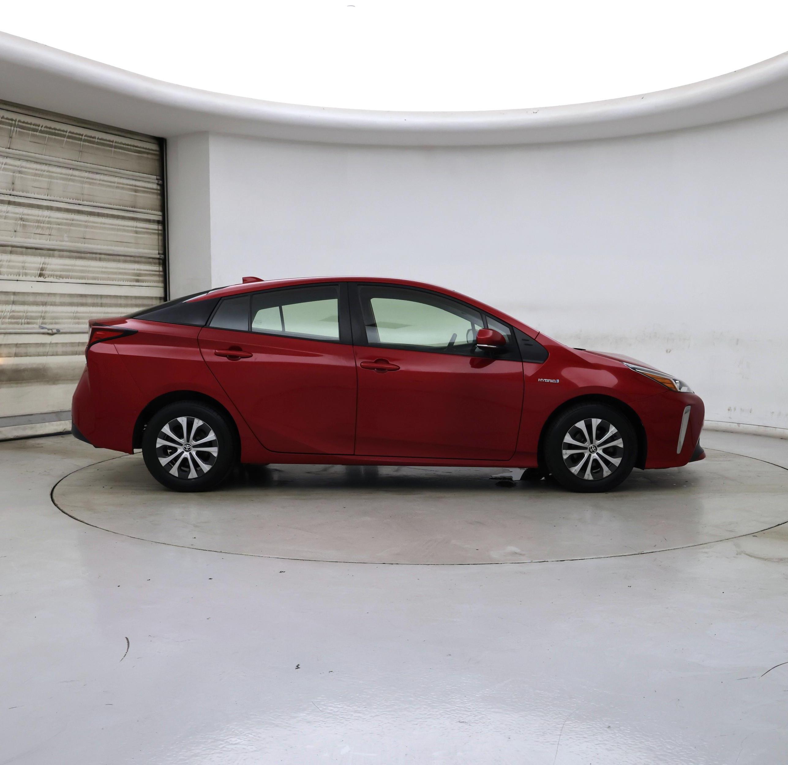 Thumbnail: 2022 Toyota Prius - 7