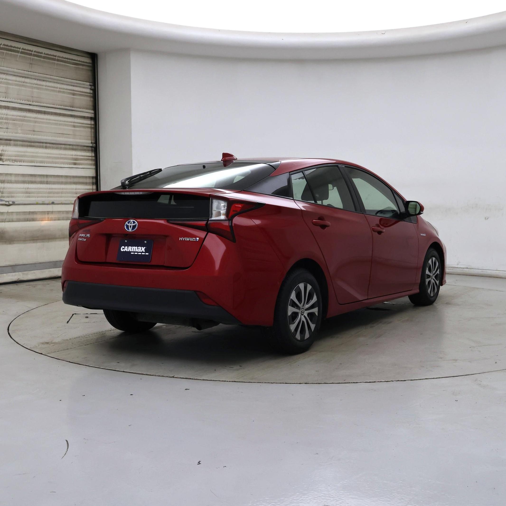 Thumbnail: 2022 Toyota Prius - 8