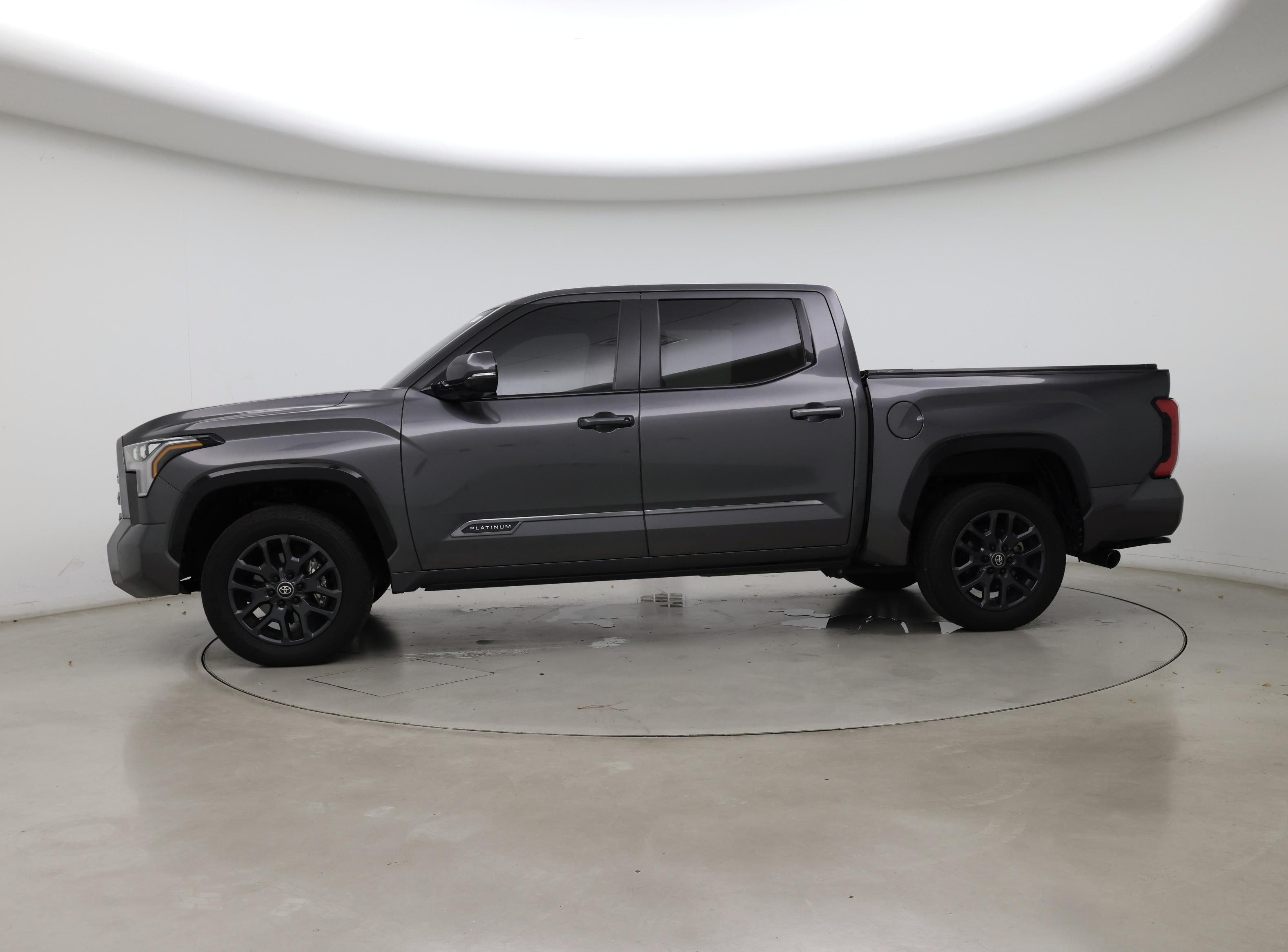 Thumbnail: 2025 Toyota Tundra - 3