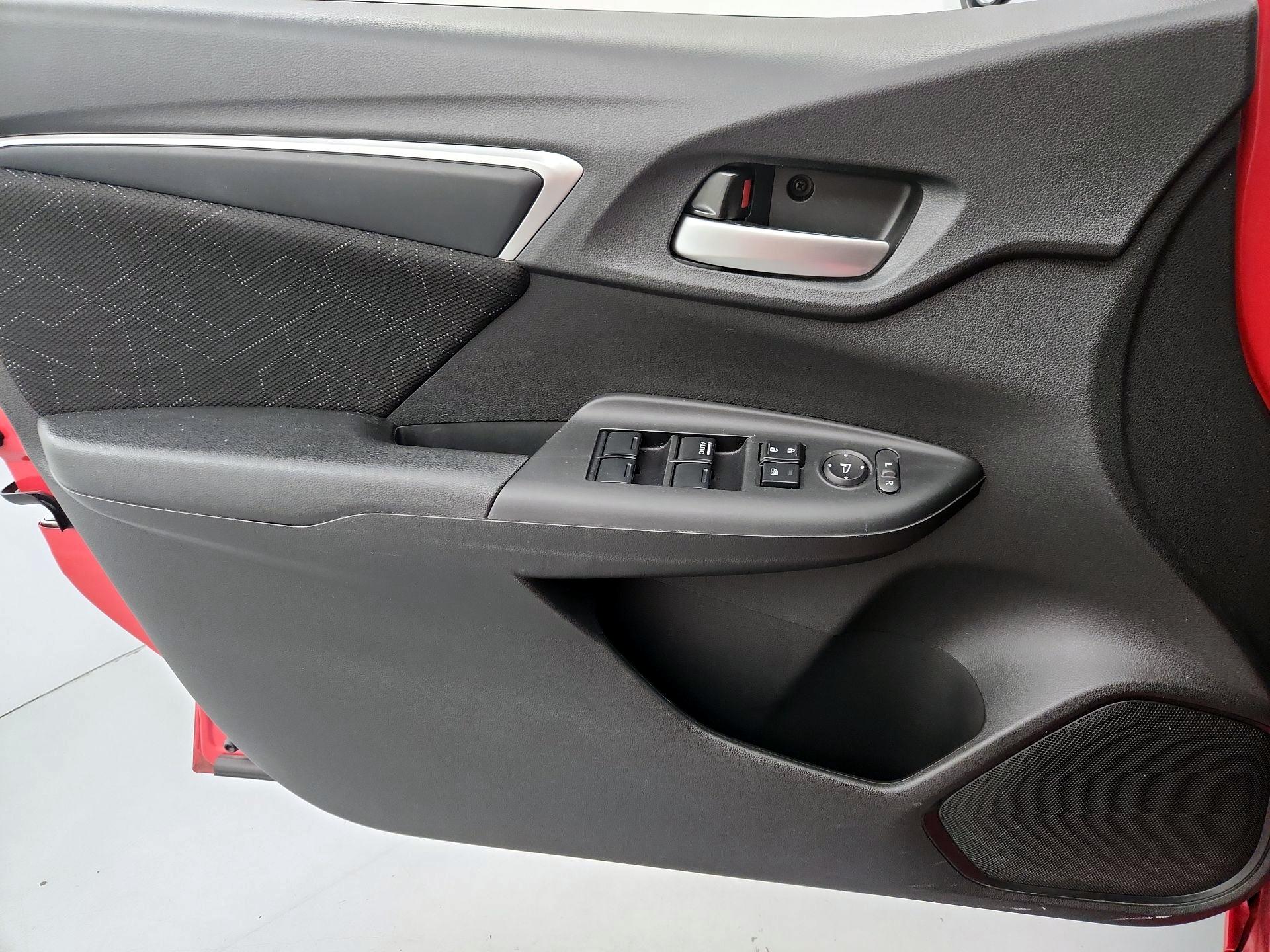 Thumbnail: 2016 Honda Fit - 12
