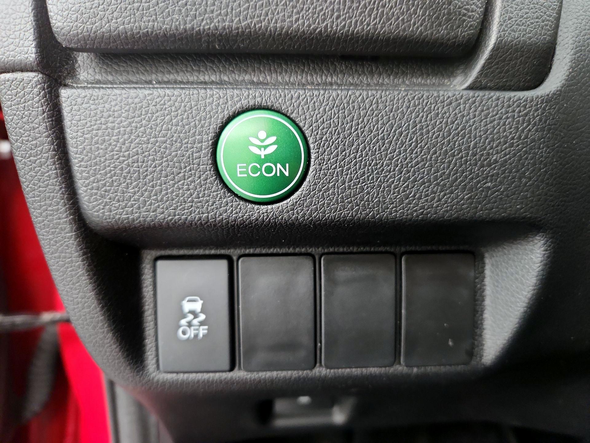 Thumbnail: 2016 Honda Fit - 13