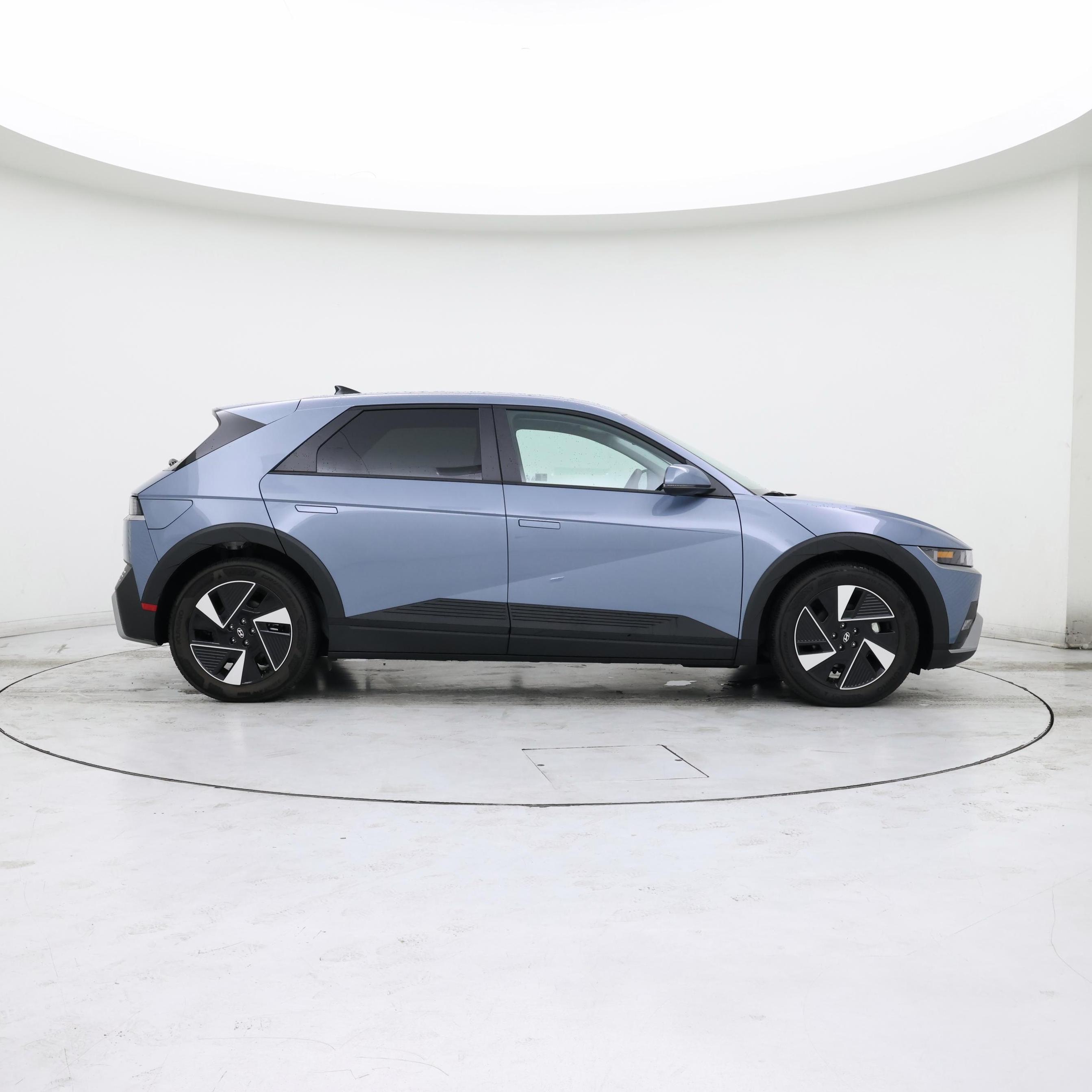 Thumbnail: 2026 Hyundai Ioniq 5 - 7
