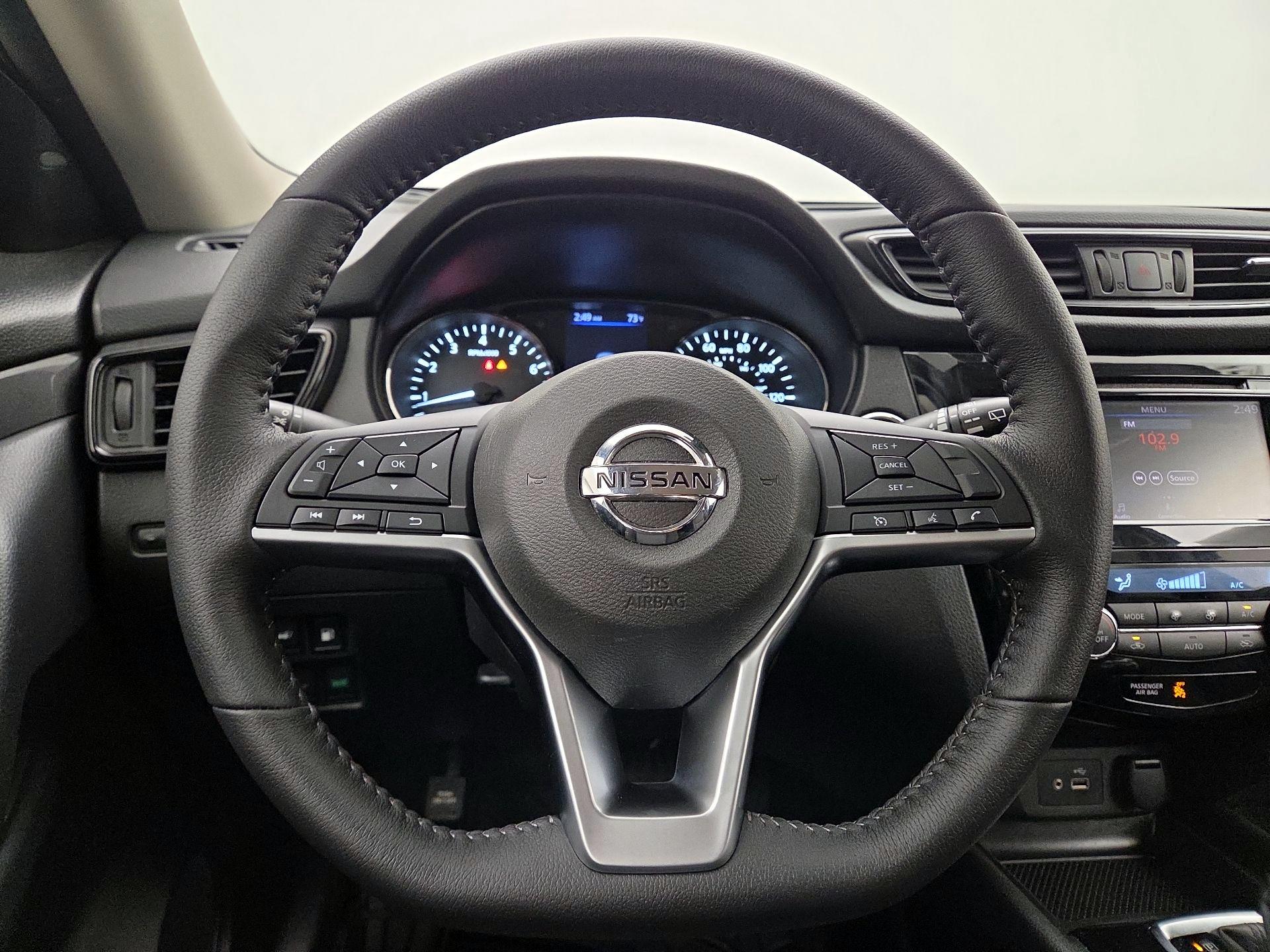 Thumbnail: 2020 Nissan Rogue - 10