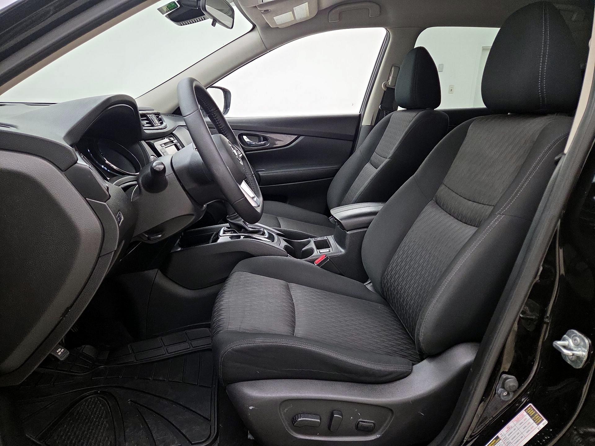Thumbnail: 2020 Nissan Rogue - 11